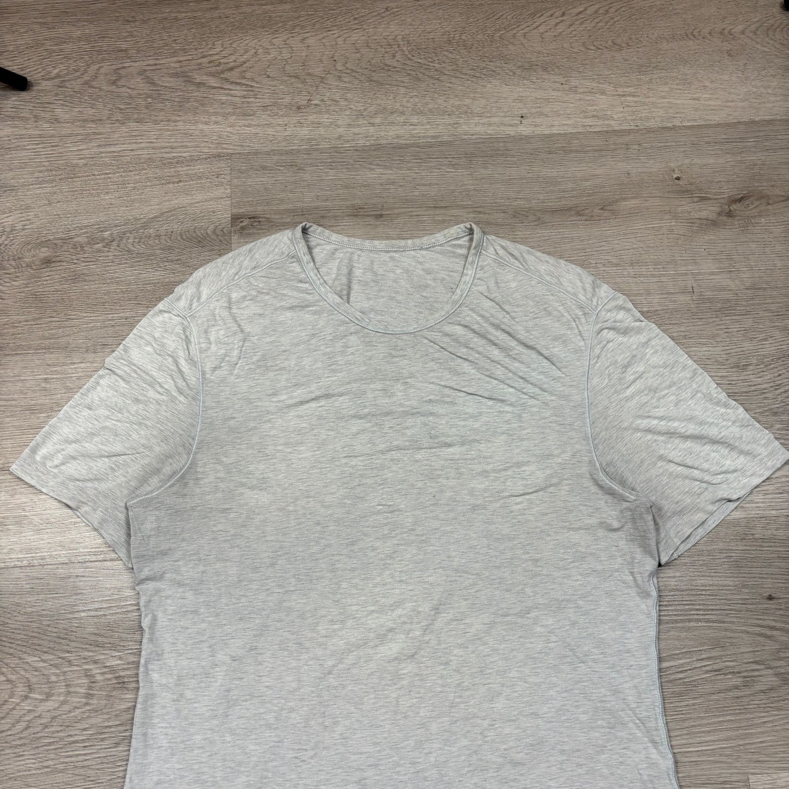 Lululemon Lululemon Athletica Performance Short Sleeve Shirt Men's L Size US L / EU 52-54 / 3 - 2 Thumbnail