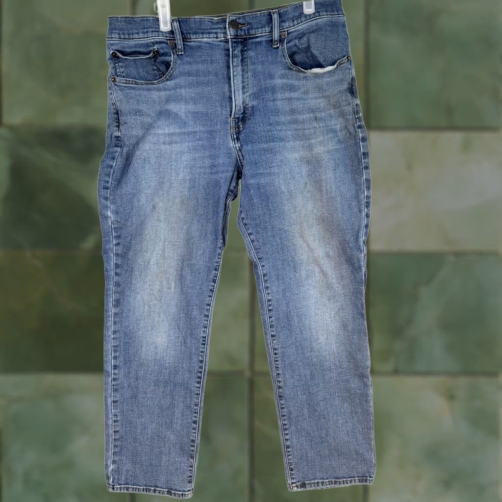 Lucky Brand Lucky Brand Jeans Mens 36x30 Straight Denim Pants 223 Medium Wash 7MP10666 Size US 36 / EU 52 - 1 Thumbnail