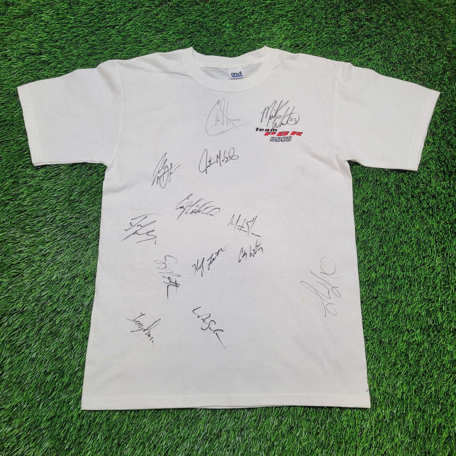 Anvil Signed 2005 Team PBR T-Shirt Mens M Womens L Pro Bull Riders Size US M / EU 48-50 / 2 - 1 Thumbnail