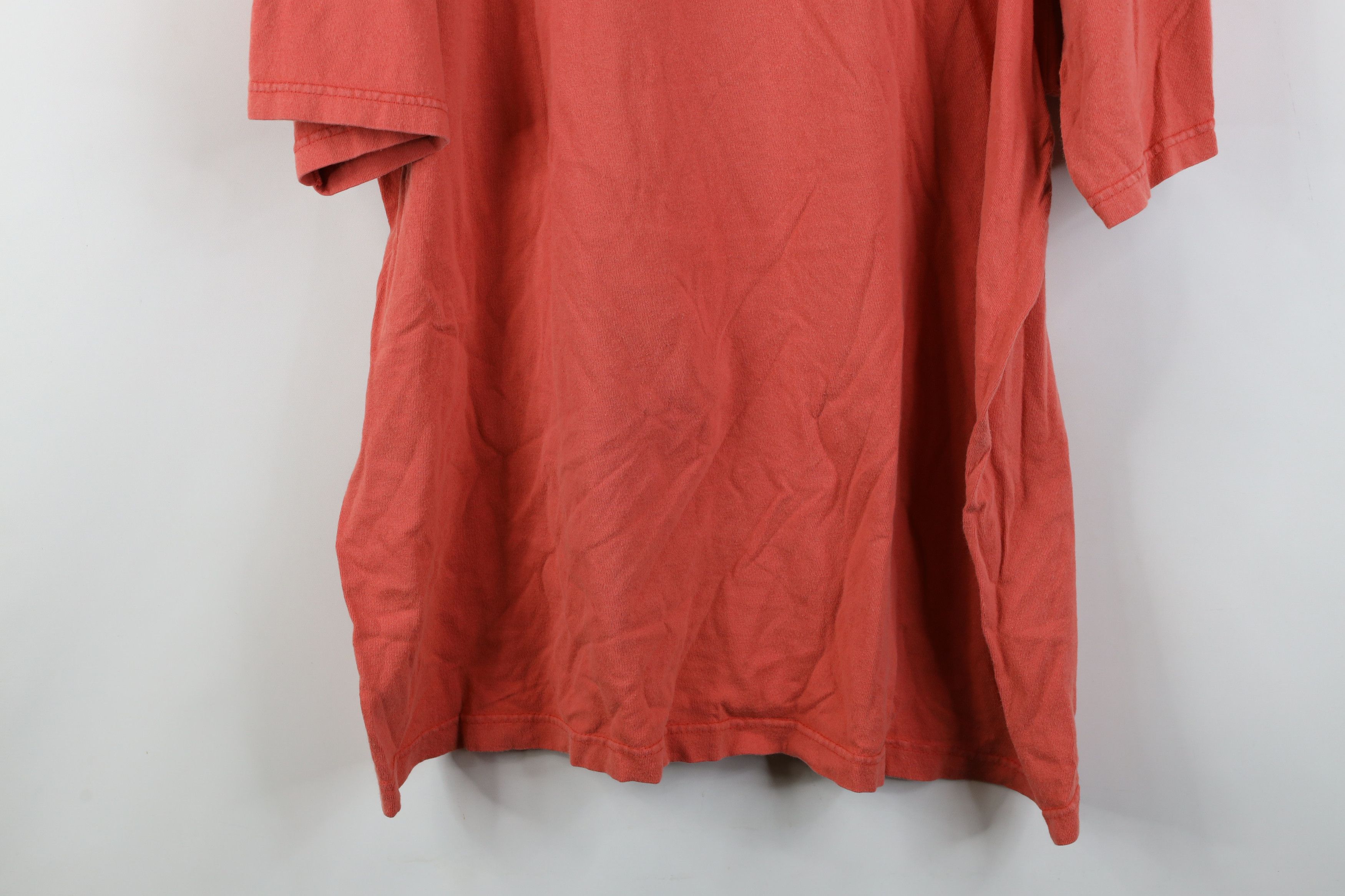 Vintage Vintage 90s Spell Chicago Bulls Basketball T-Shirt Red USA Size US XXL / EU 58 / 5 - 14 Thumbnail