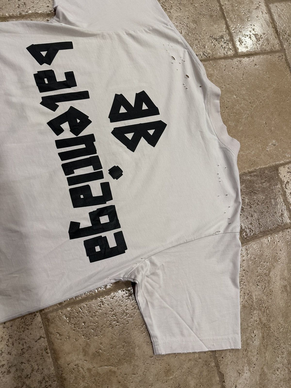 Balenciaga Balenciaga Distressed Type Black Duct Tape Logo White Tee Size US XS / EU 42 / 0 - 10 Thumbnail