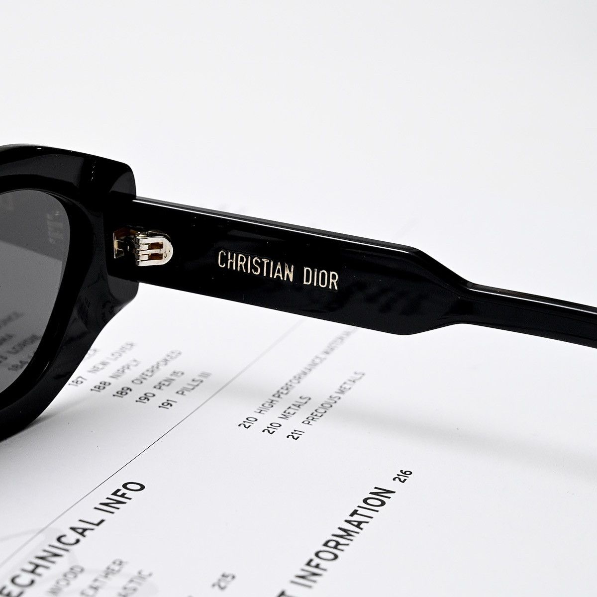 Dior DIOR DIORSIGNATURE B1U SUNGLASSES Size ONE SIZE - 5 Thumbnail