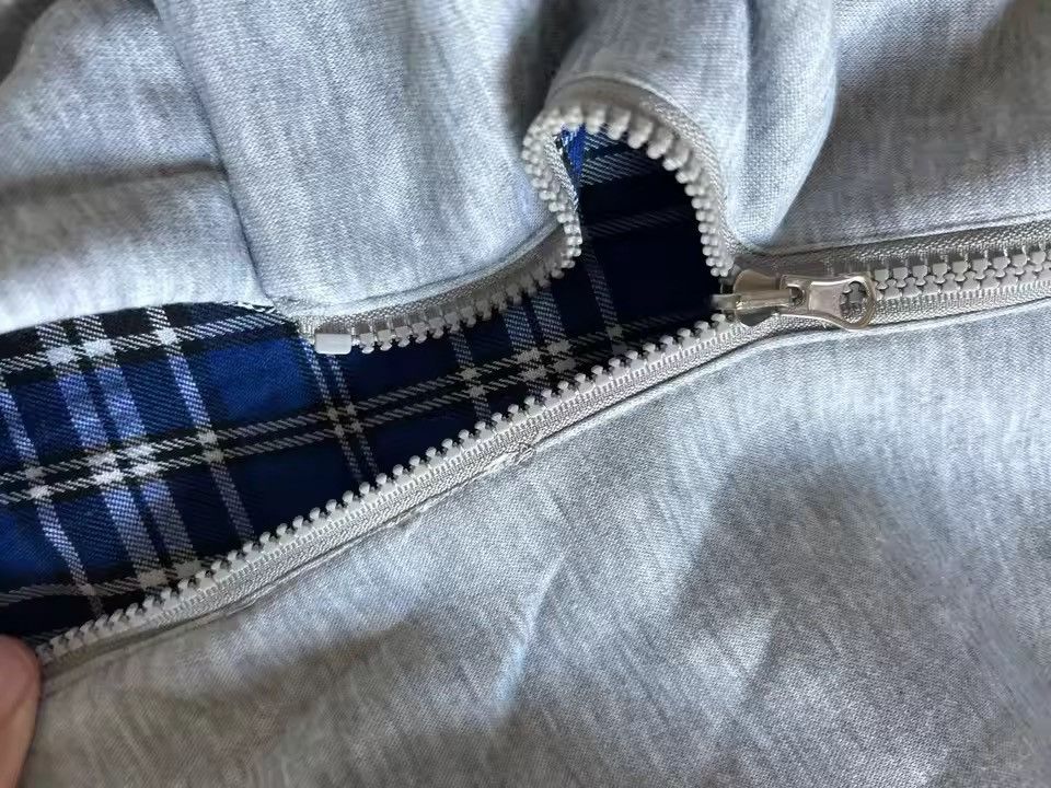 Japanese Brand Reversible Gray Hoodie with Blue Plaid Lining Size US XXL / EU 58 / 5 - 9 Thumbnail