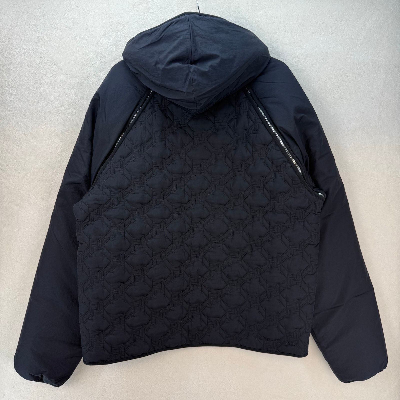 Nike NIKE x LEBRON M-TALL THERMA-FIT ADV INSULATED BASKETBALL Size US M / EU 48-50 / 2 - 6 Thumbnail