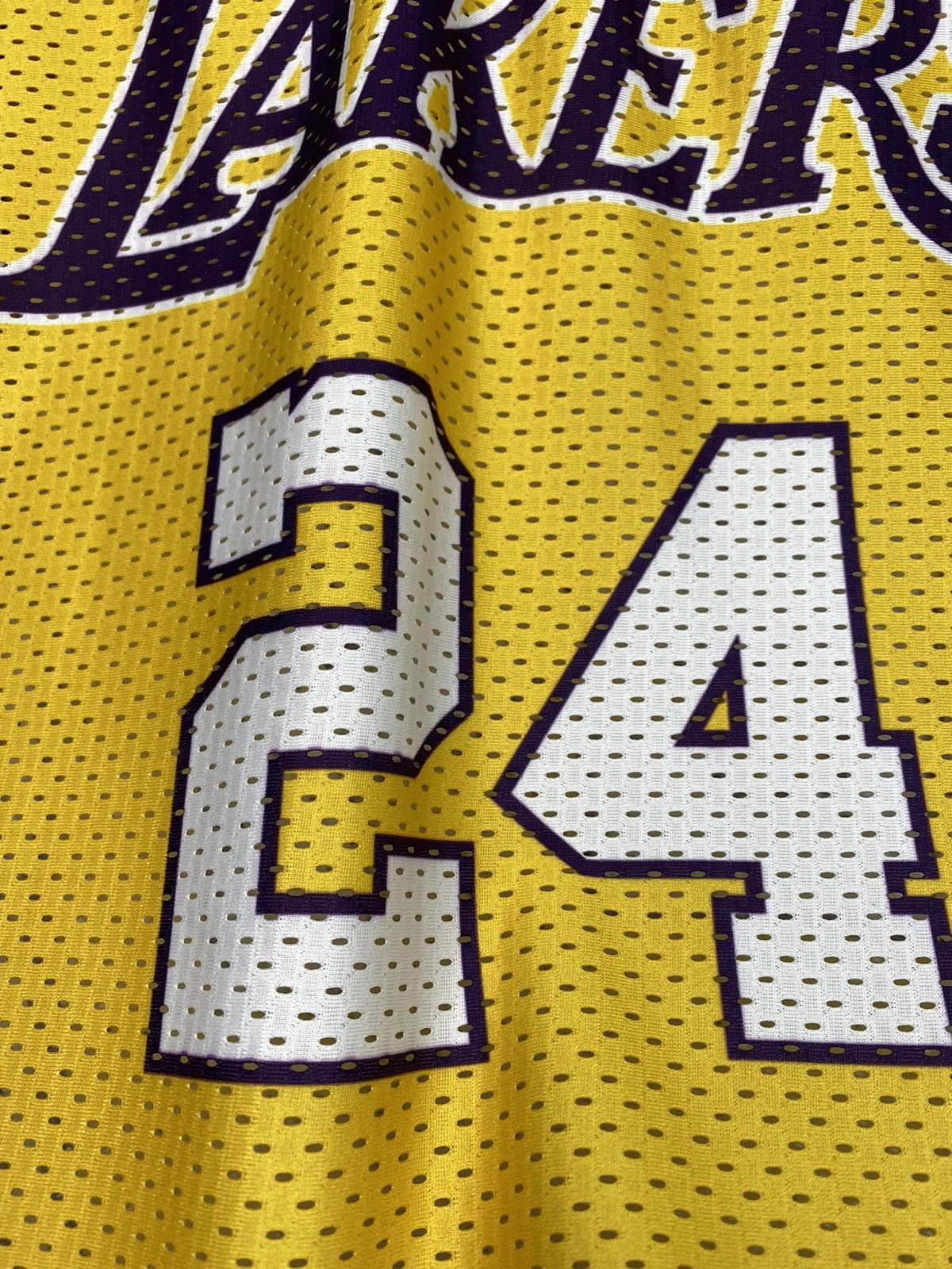 NBA Los Angeles Lakers #24 Kobe Bryant Jersey Yellow Men M Size US M / EU 48-50 / 2 - 6 Thumbnail