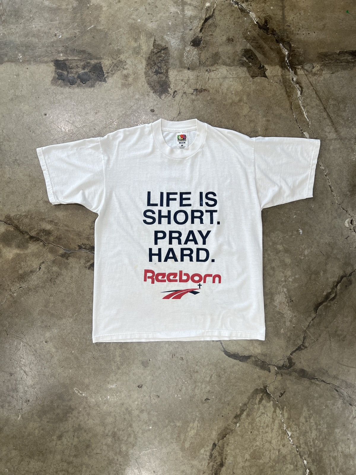 Vintage Vintage Reebok Life is Short Cross Jesus Religious Tee Large Size US L / EU 52-54 / 3 - 2 Thumbnail