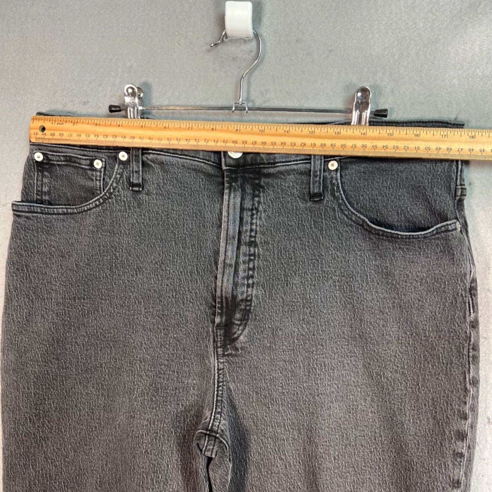 Madewell Madewell Womens Size 32 Gray High-Rise Straight Jeans Raw Hem Size 24" / US 00 / IT 34 - 6 Thumbnail