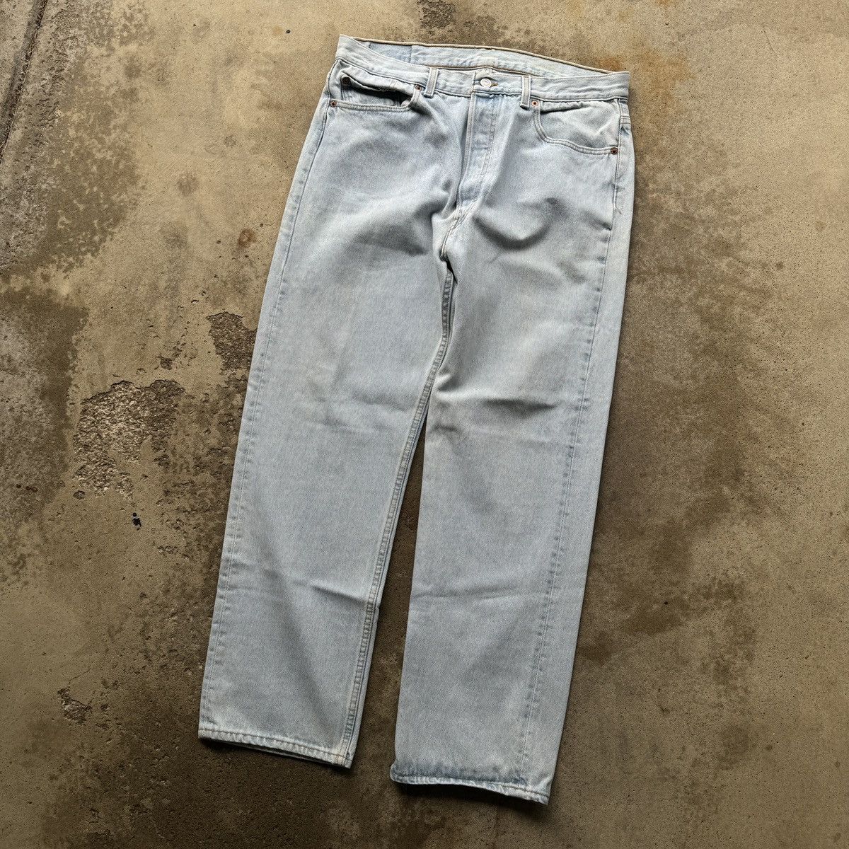 Levi's 90s Levi's 501 Thrashed Faded Jeans USA ERD Grunge Chrome Size US 35 - 8 Thumbnail