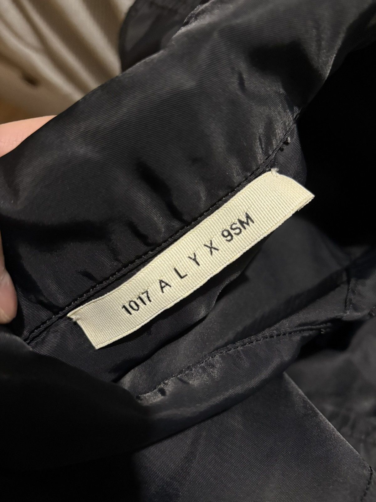 1017 ALYX 9SM Alyx Button Buckle Shirt Matthew Williams Black Windbreaker Size US M / EU 48-50 / 2 - 9 Thumbnail