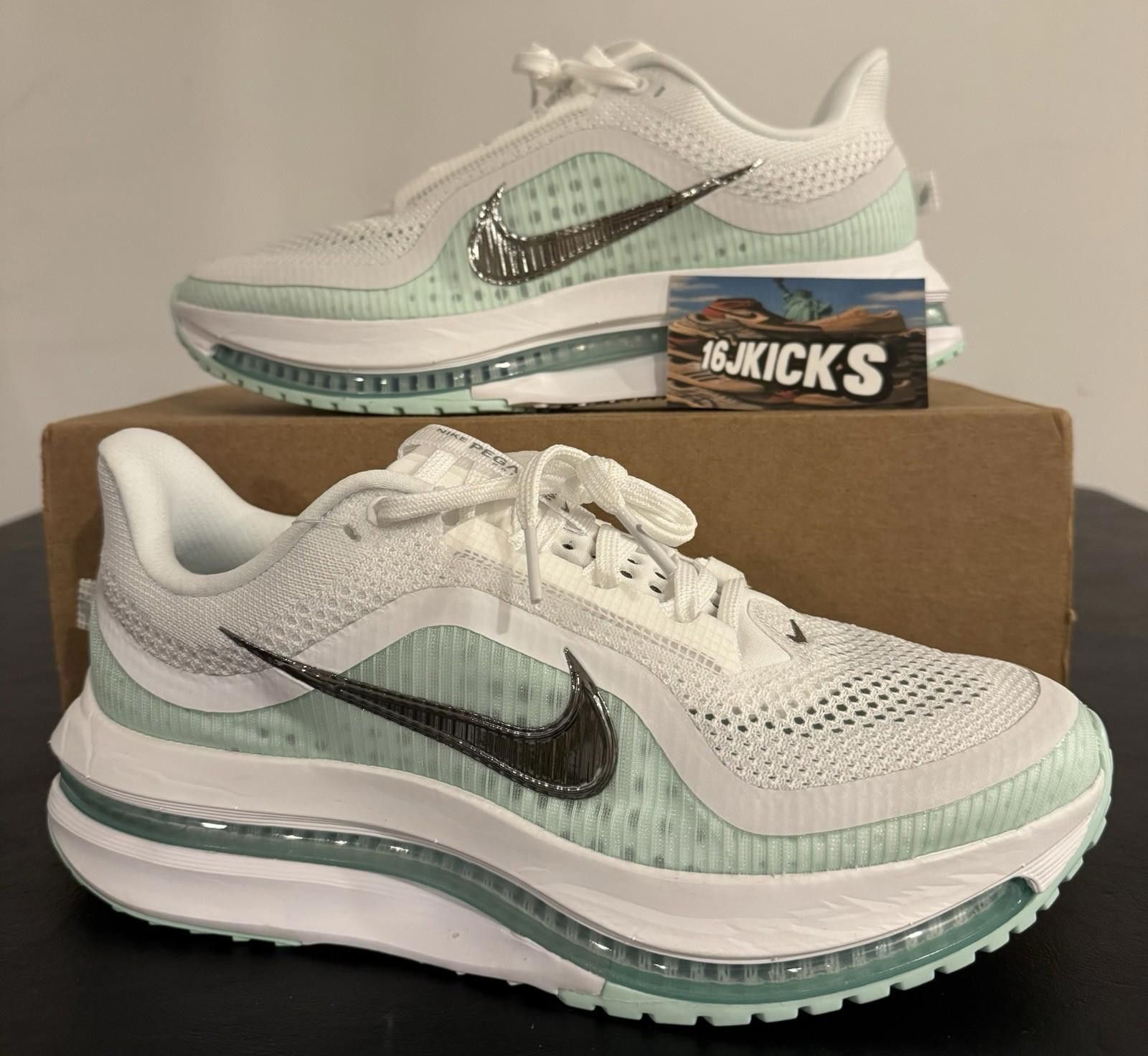 Nike Nike Wmns Pegasus Premium Size 11 / Men’s Size 9.5 Size US 11 / IT 41 - 1 Thumbnail