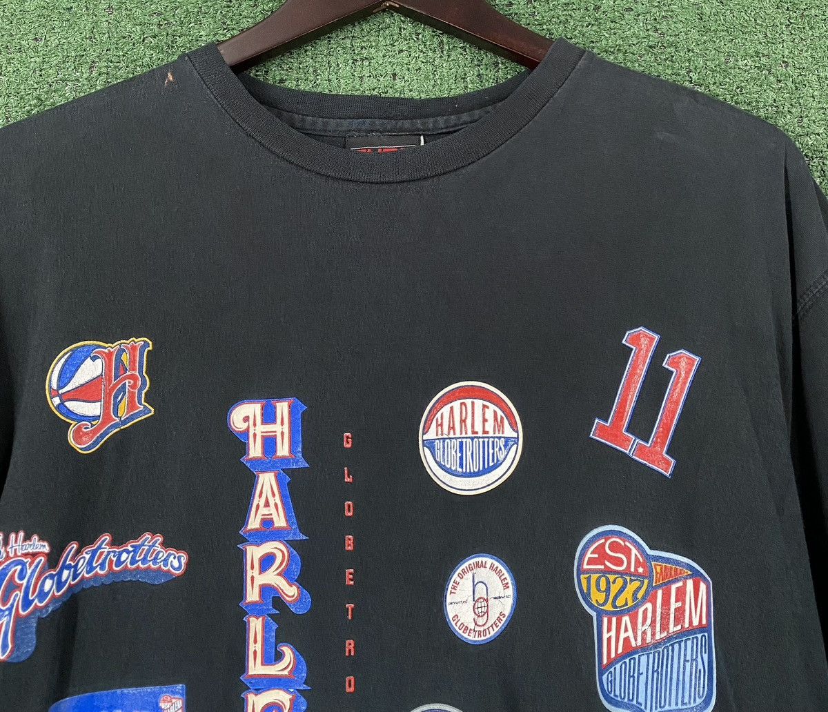 Fubu Vintage Y2K Fubu Harlem Globetrotters Basketball T-Shirt Size US XL / EU 56 / 4 - 2 Thumbnail