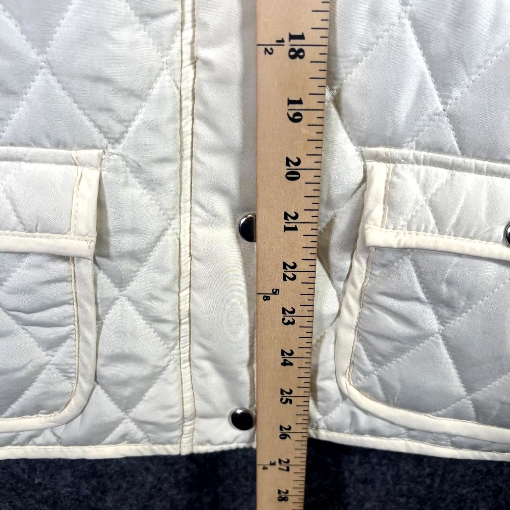 Vintage River & Rose Vest Women's PXL White Quilted Full-Zip Lined Travel Snap Pockets Vest Size XL / US 12-14 / IT 48-50 - 5 Thumbnail