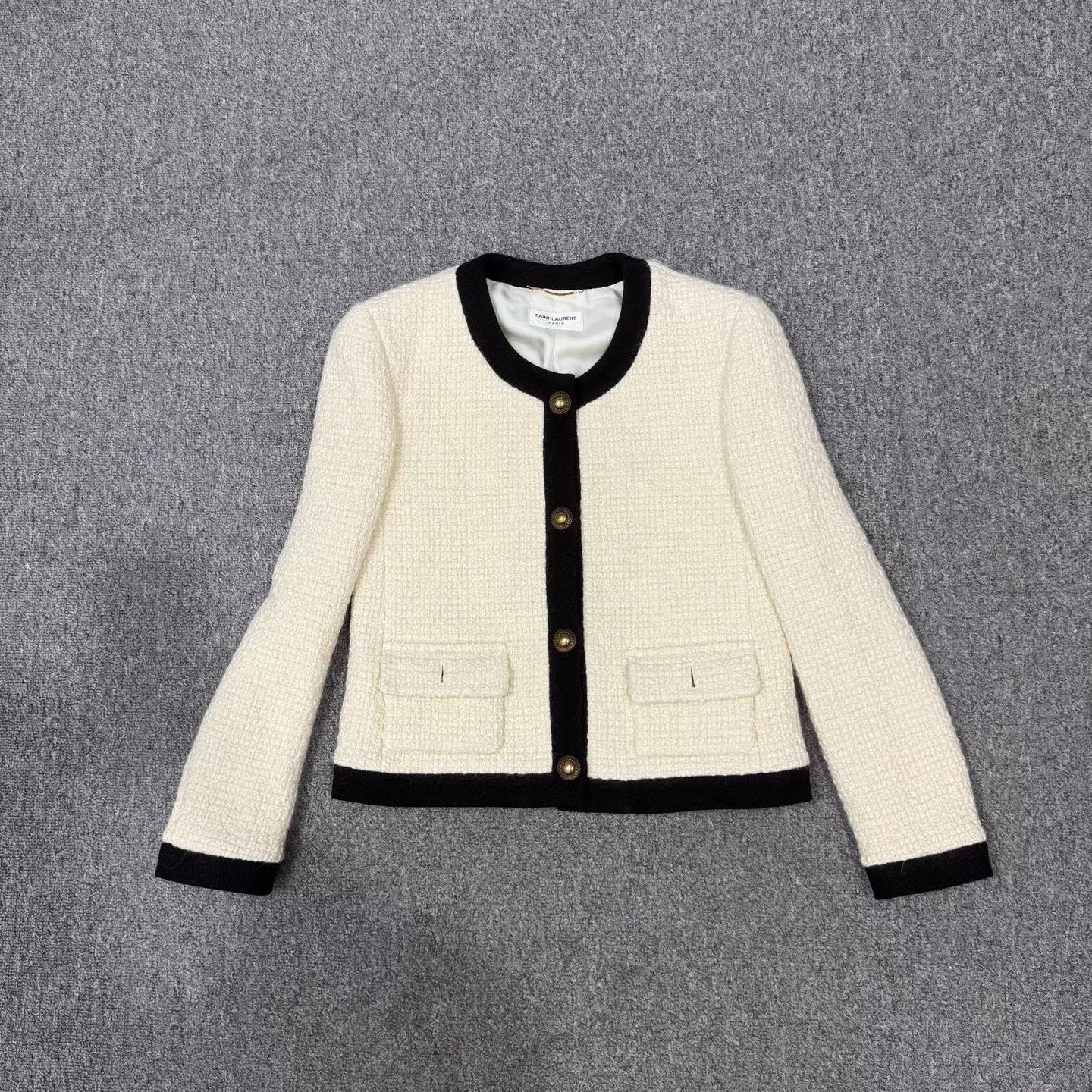Saint Laurent Paris Saint Laurent Ivory Gold Button Tweed Cardigan 38 99 New Size XS / US 0-2 / IT 36-38 - 1 Thumbnail