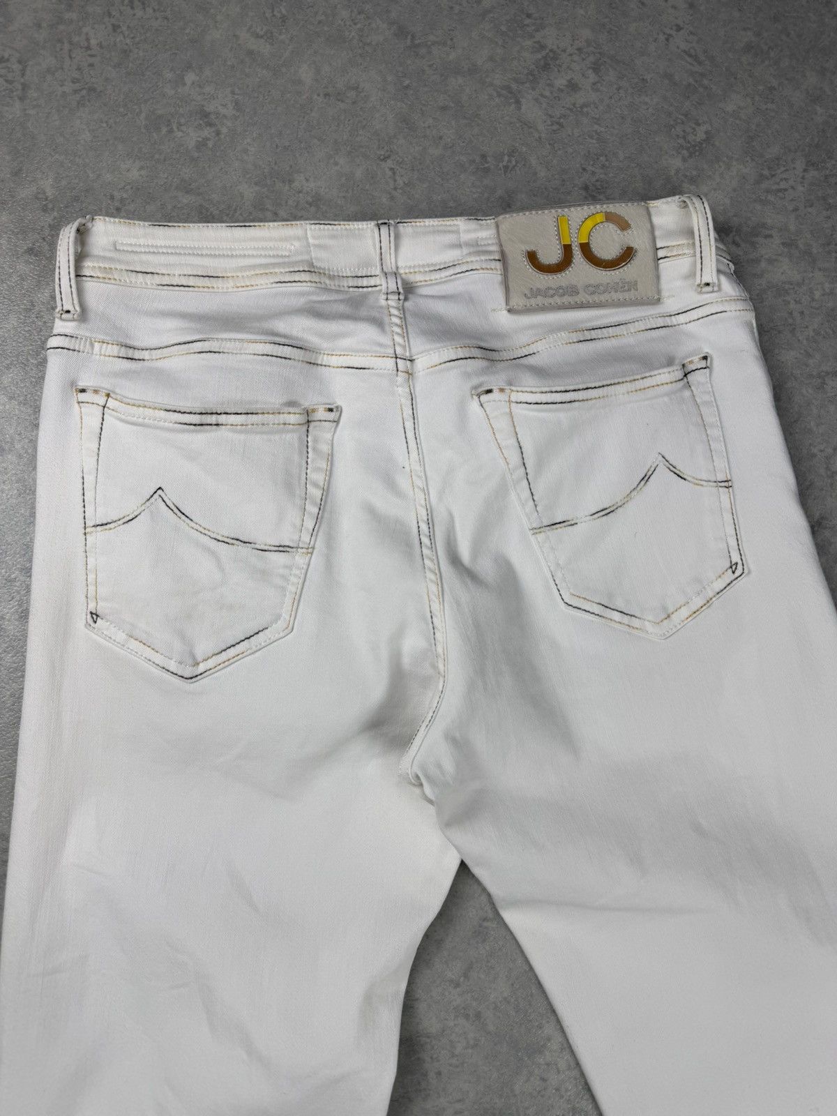 Jacob Cohen Jacob Cohen Bard White Denim Jeans Size 32 Size US 32 / EU 48 - 18 Thumbnail