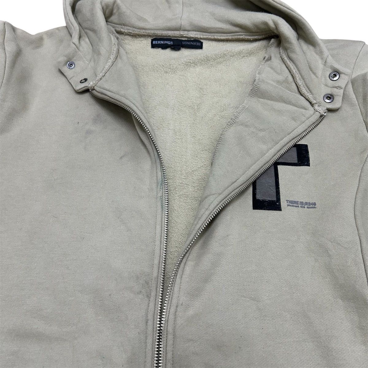 BERNINGS SHO Vintage Y2K Japanese BERNINGS SHO Cross Logo Full Zip Hoodie Size US L / EU 52-54 / 3 - 8 Thumbnail