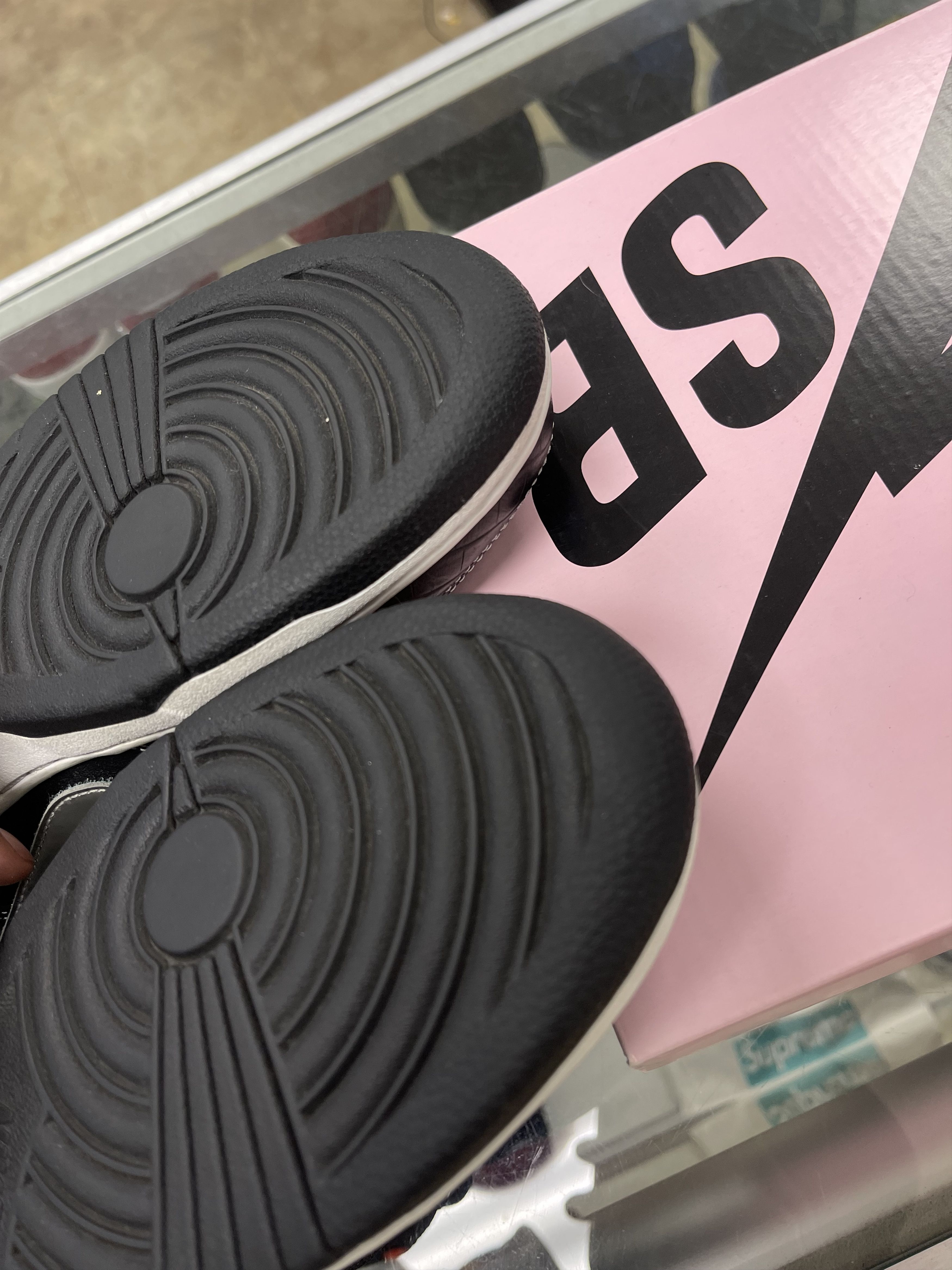 Nike SB Nike SB Dunk Low Diamond Supply Co. Black Diamond Size US 8 / EU 41 - 8 Thumbnail