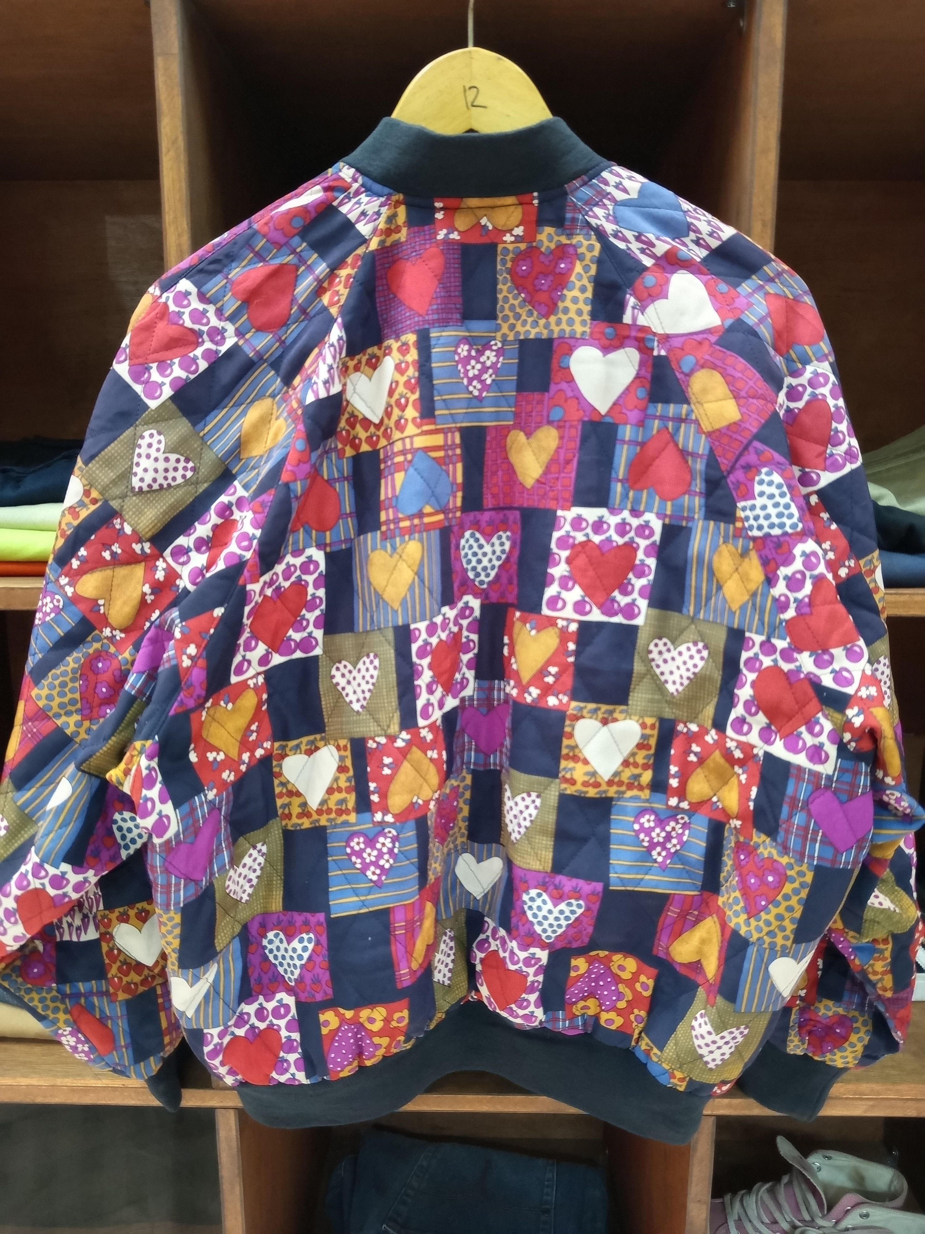 Art Comes First 1980s Vermilion Heart Patchwork Quilted Bomber Jacket Size L / US 10 / IT 46 - 8 Thumbnail
