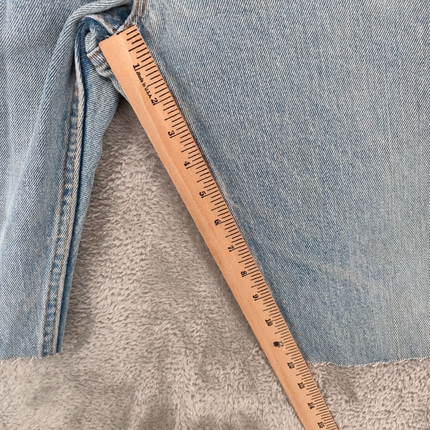 Levi's VINTAGE Levi's 505 Shorts Men 34 32x12 Blue Cutoff Denim Button Fly 90s USA Bermuda Distressed Pockets Size US 34 / EU 50 - 3 Thumbnail