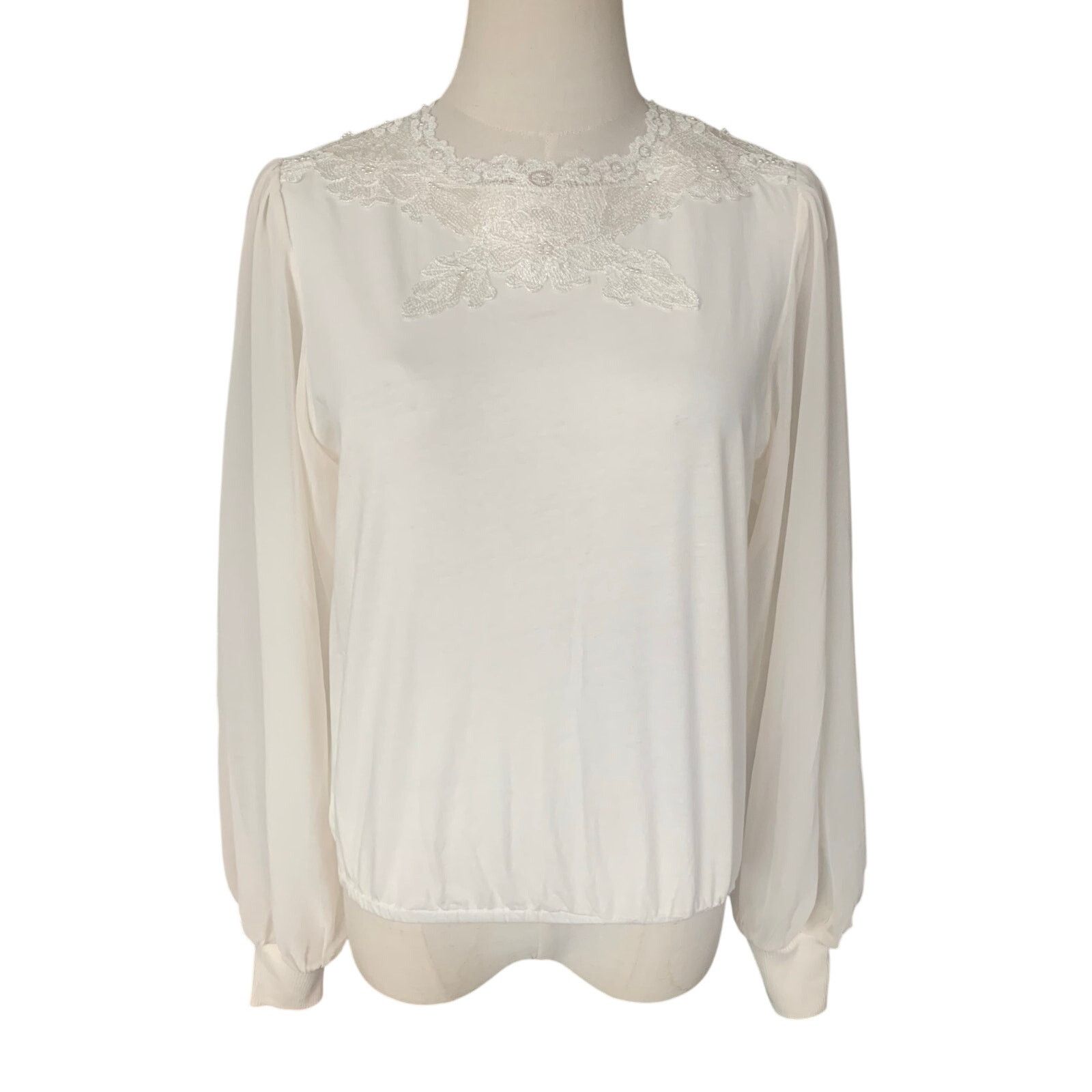 Anthropologie NWT Anthropologie Mock Neck Lace Embellished Top Size XS / US 0-2 / IT 36-38 - 2 Thumbnail