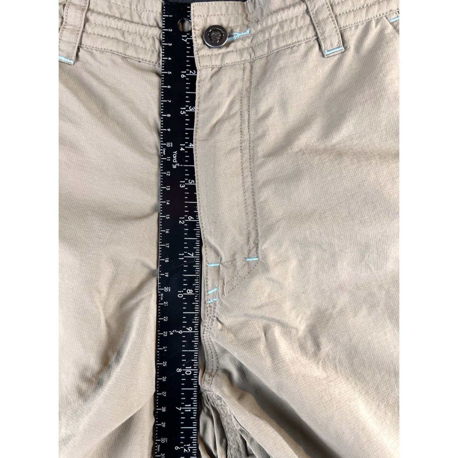 Howler Brothers Howler Brothers Shorts Mens 32 Beige Horizon Hybrid Ripstop Inseam 9.5 Nylon Lightweight Outdoor Chino Pocket Slash Casual Travel Summer Spring Fall Size US 32 / EU 48 - 7 Thumbnail