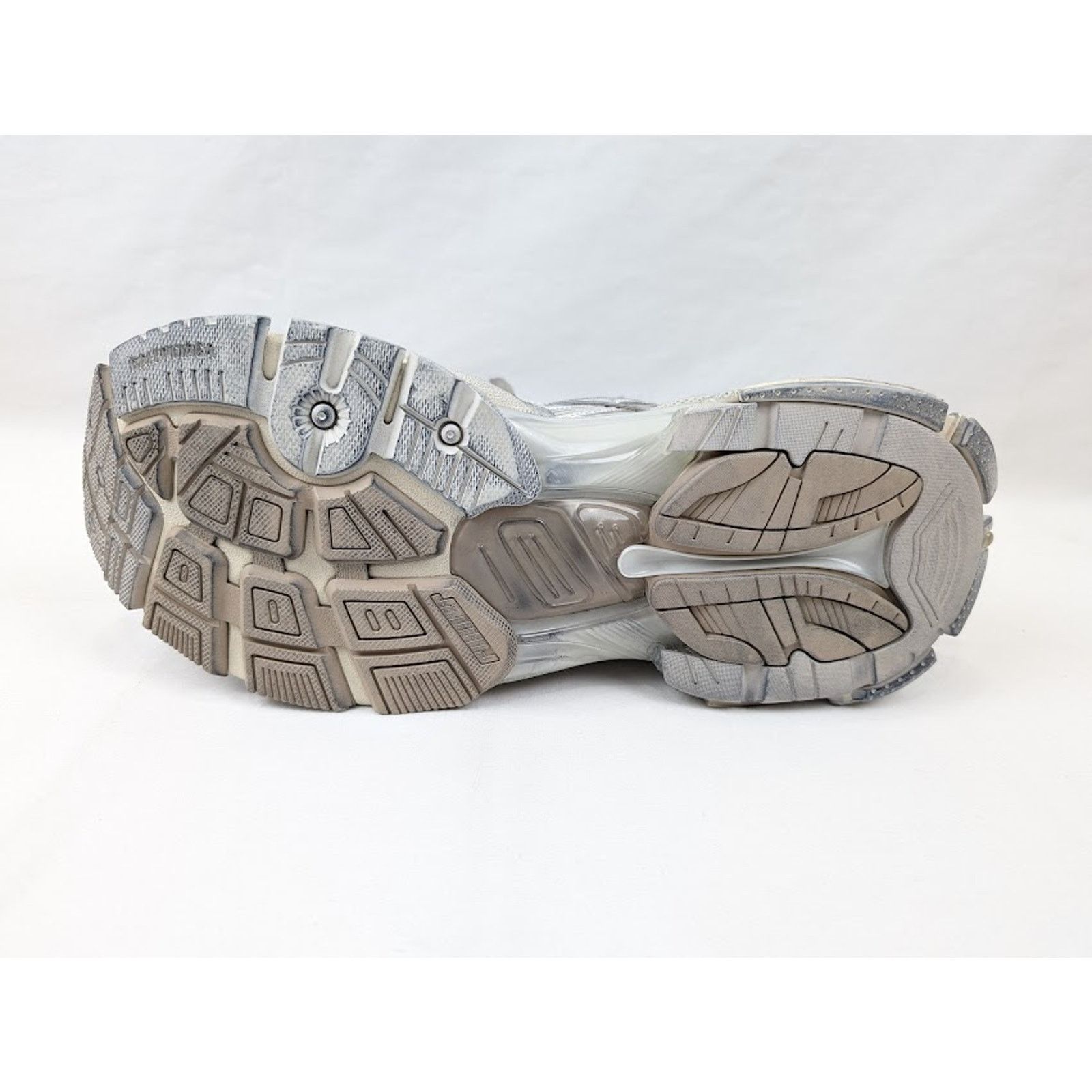 Balenciaga o1rshd1 Nylon/Suede/Mesh/w Runners in Beige Size US 12 / EU 45 - 10 Thumbnail