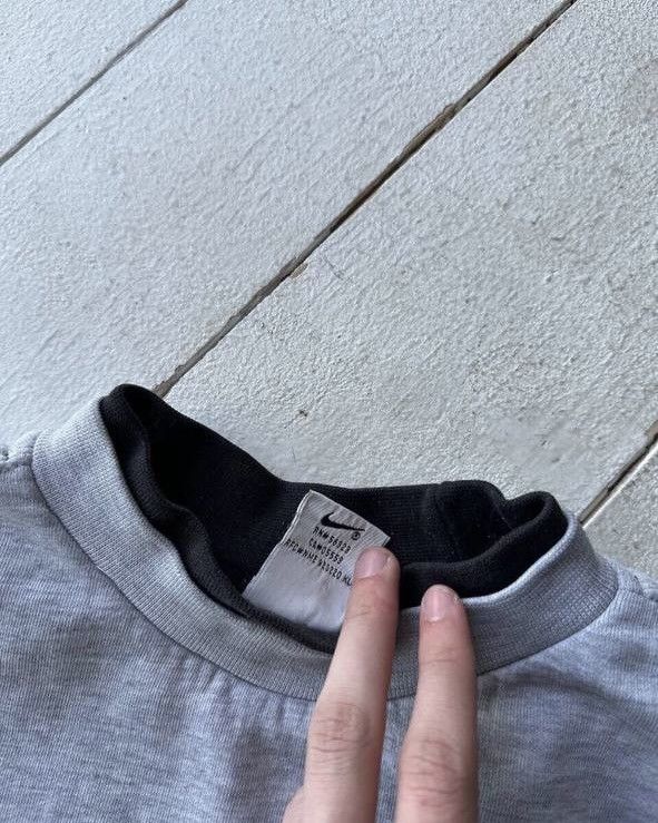 Nike GRAIL🚨90s Nike Big Logo Swoosh Oversized Sweatshirt y2k rare Size US S / EU 44-46 / 1 - 11 Thumbnail