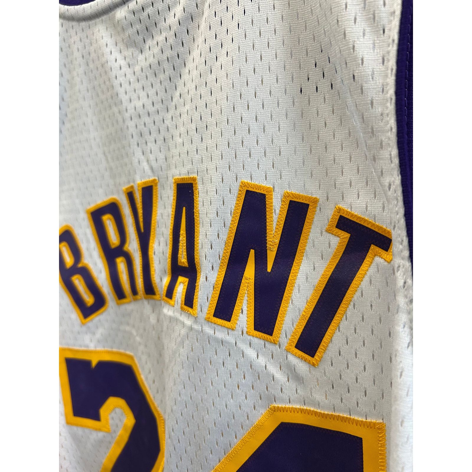 Adidas Los Angeles Lakers Kobe Bryant "Noche Latina" jersey size S Size US S / EU 44-46 / 1 - 2 Thumbnail