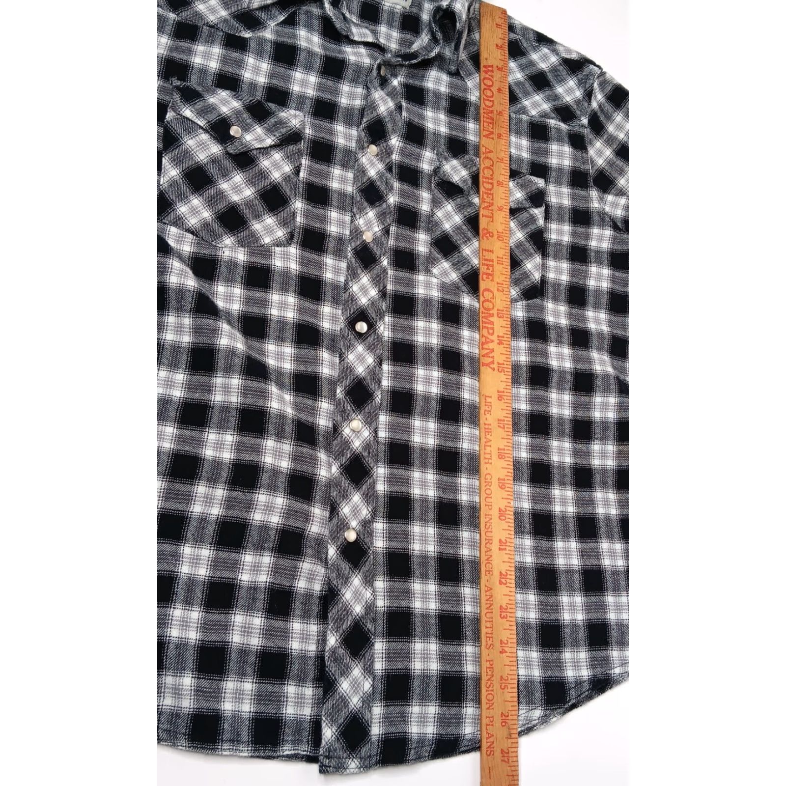Wrangler VINTAGE Wrangler Wrancher Shirt Mens L Pearl Snap Western Plaid Flannel Black White Pocketed Casual Workwear 90s Mens Size US L / EU 52-54 / 3 - 3 Thumbnail