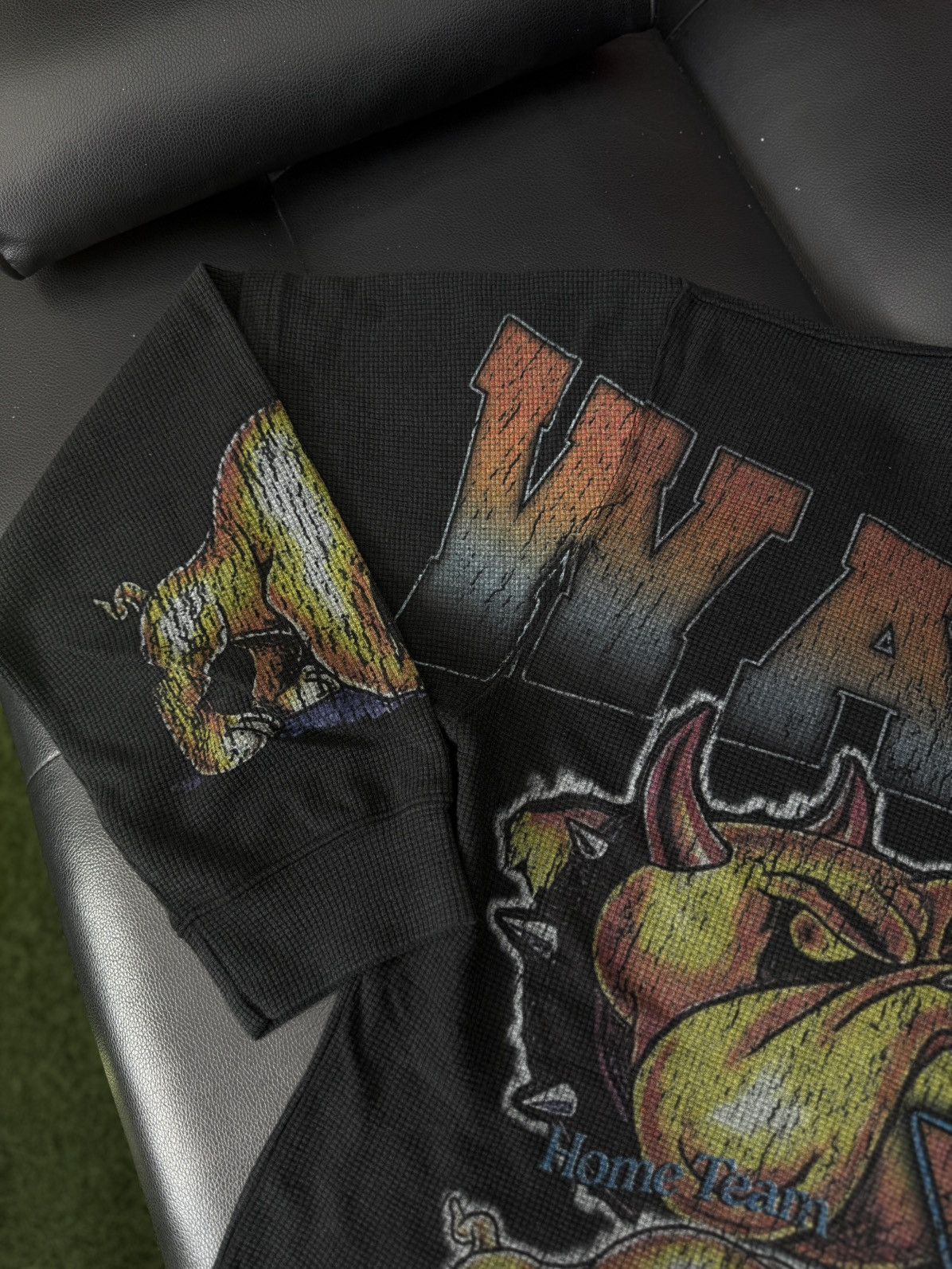 Vale Valley Bull Dogs Long Sleeve Tee Shirt Size XL (NEW) Size US XL / EU 56 / 4 - 4 Thumbnail