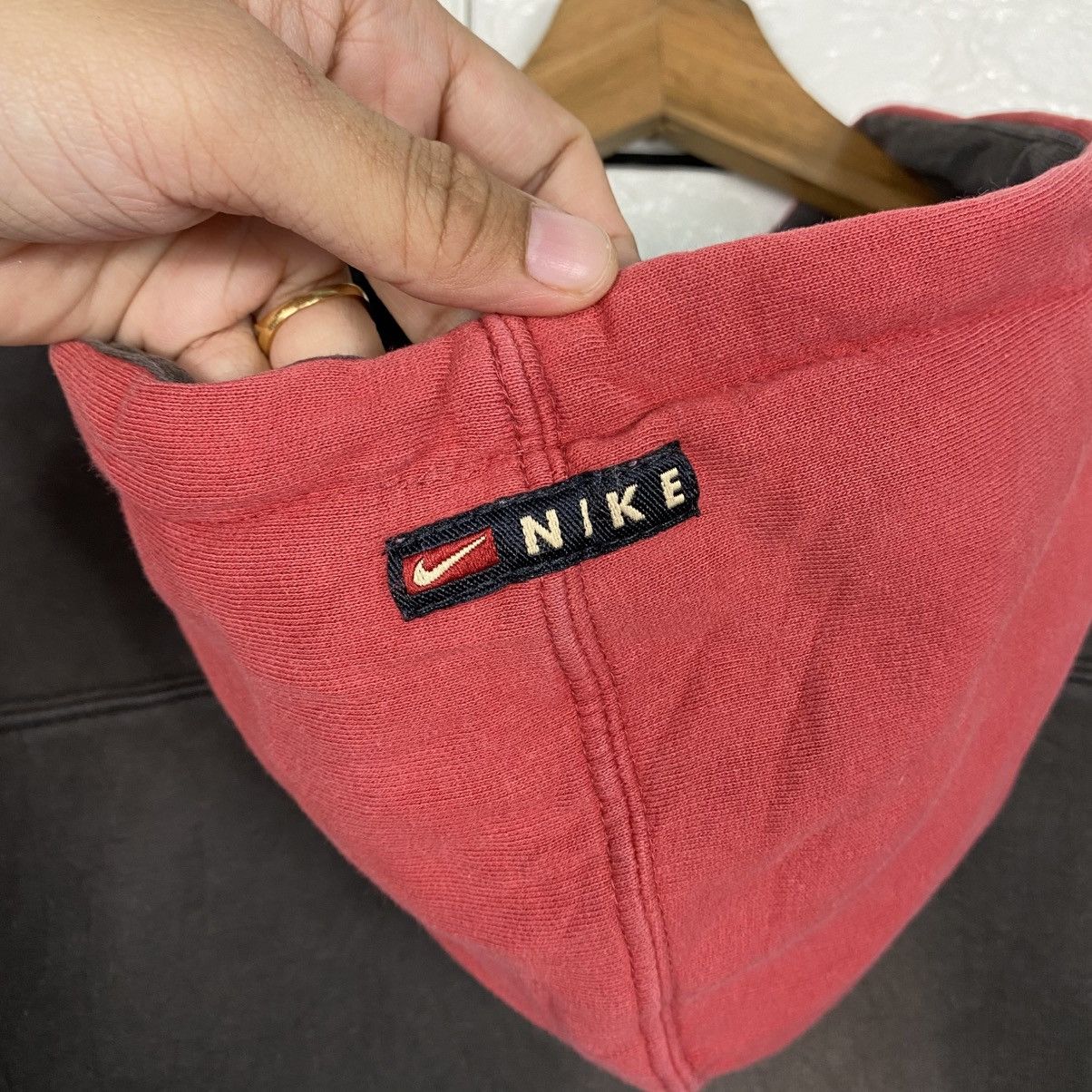 Nike Vintage Sweater Hoodie Nike Big Logo Sun Faded Style Size US M / EU 48-50 / 2 - 13 Thumbnail