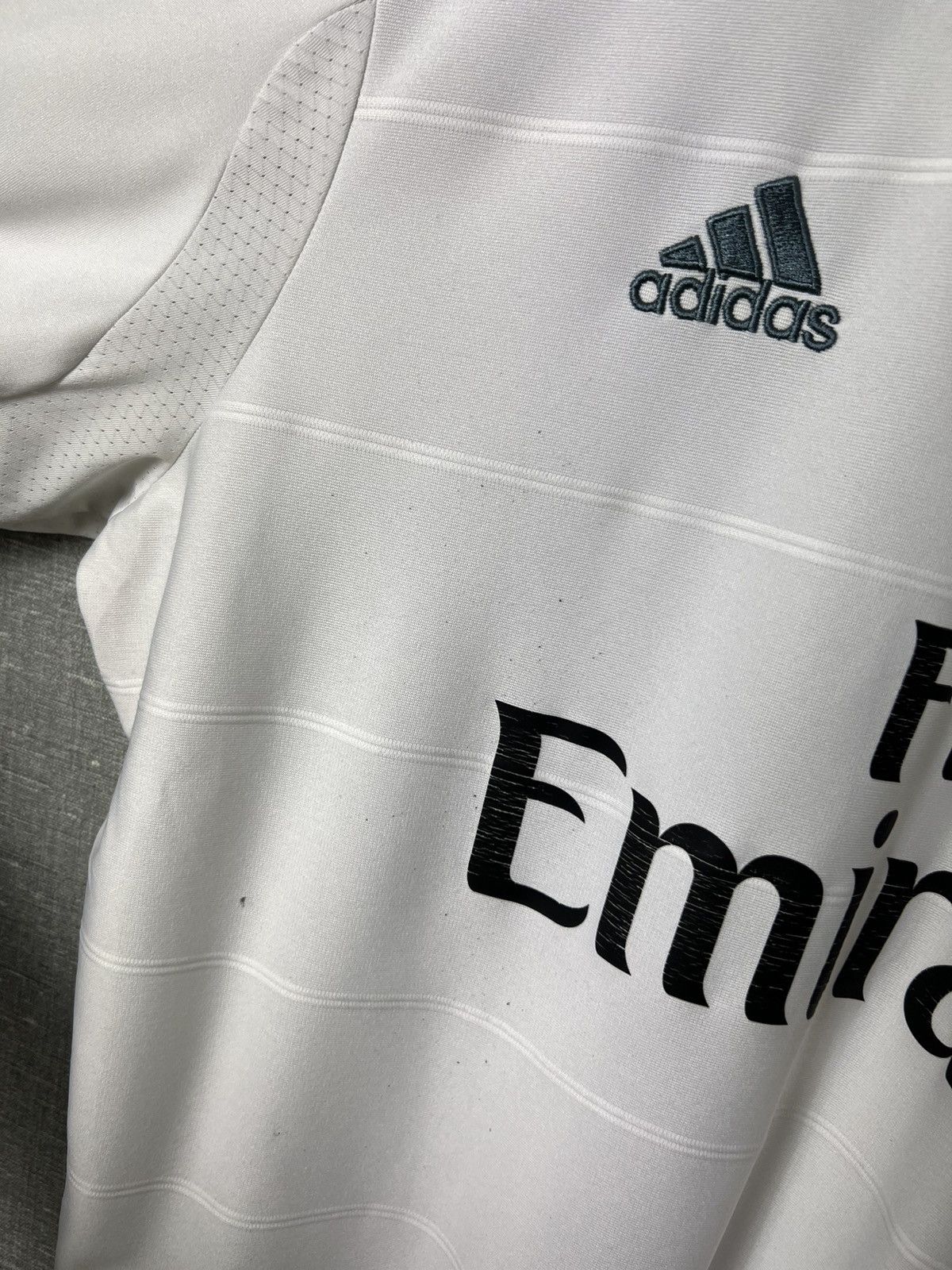 Adidas #9 BENZEMA Real Madrid 2013/14 Adidas Home Jersey Size US XL / EU 56 / 4 - 8 Thumbnail