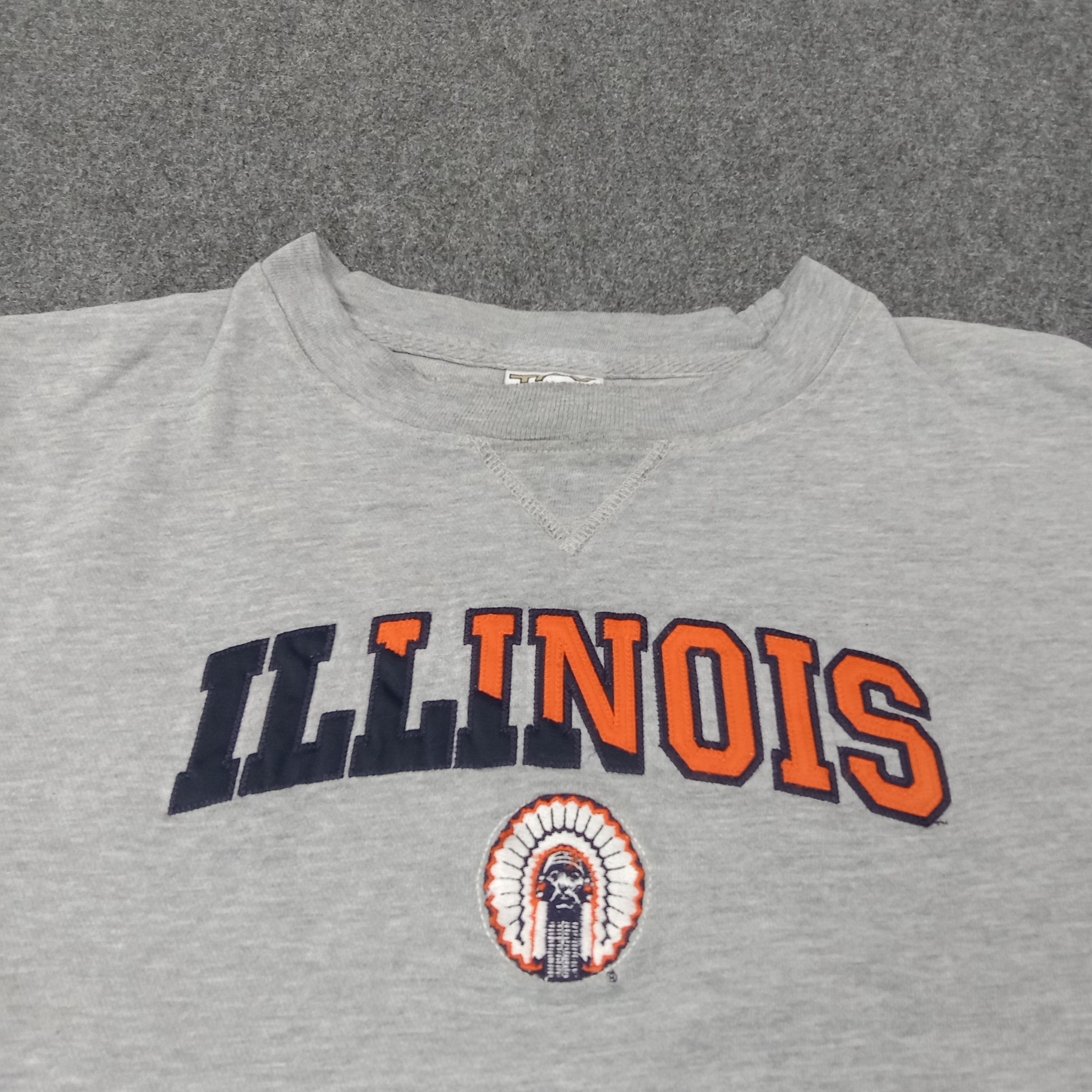 Vintage Illinois American State Embroidered Logo Sweatshirt C262N6 Size US XXL / EU 58 / 5 - 2 Thumbnail