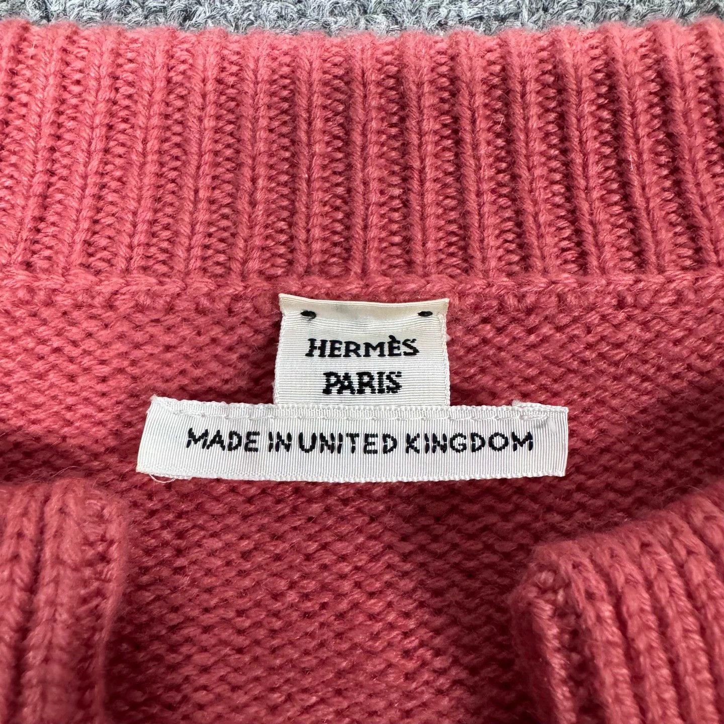 Hermes Hermes Horseshoe V-neck Cashmere Oversized Sweater Size S / US 4 / IT 40 - 5 Thumbnail
