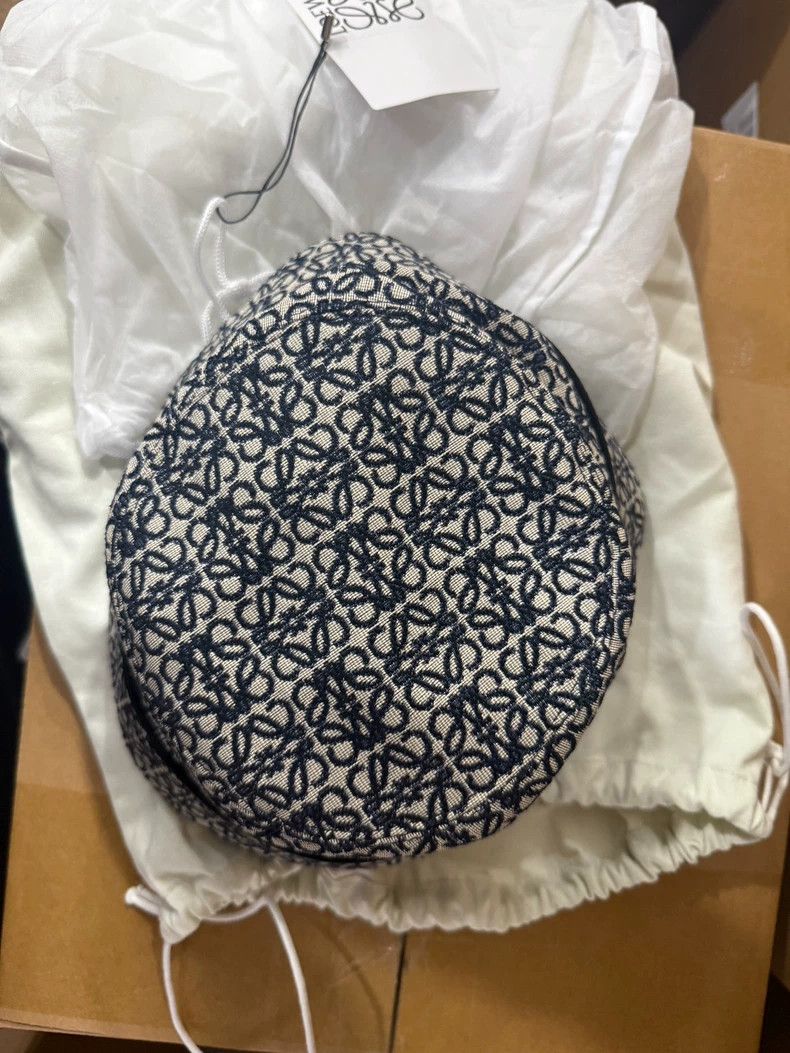 Loewe LOEWE size 59 Bucket hat with embroidered jacquard logo, ca Size ONE SIZE - 6 Thumbnail