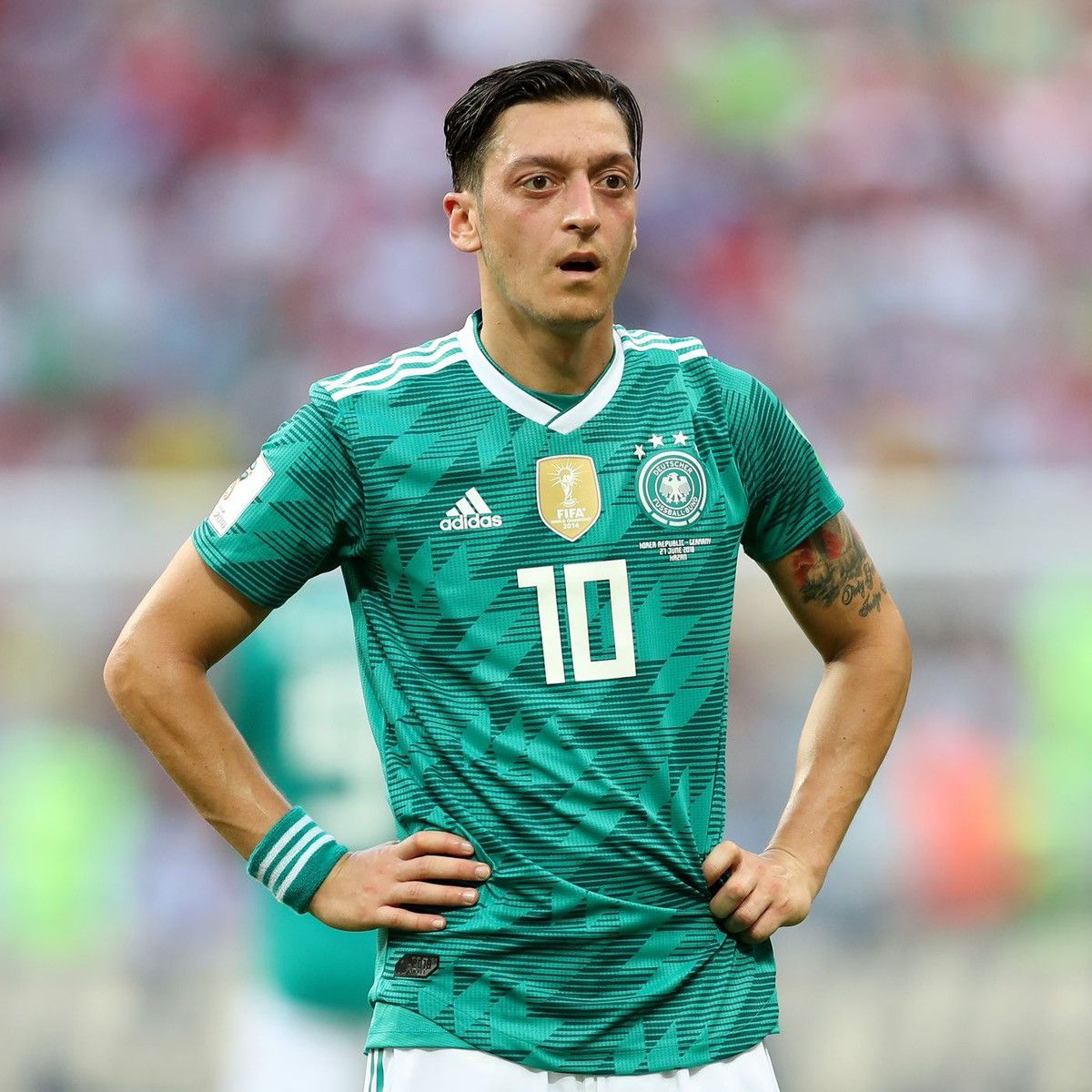 Adidas × Vintage 18/19 Germany Özil Away Shirt Size US L / EU 52-54 / 3 - 19 Thumbnail