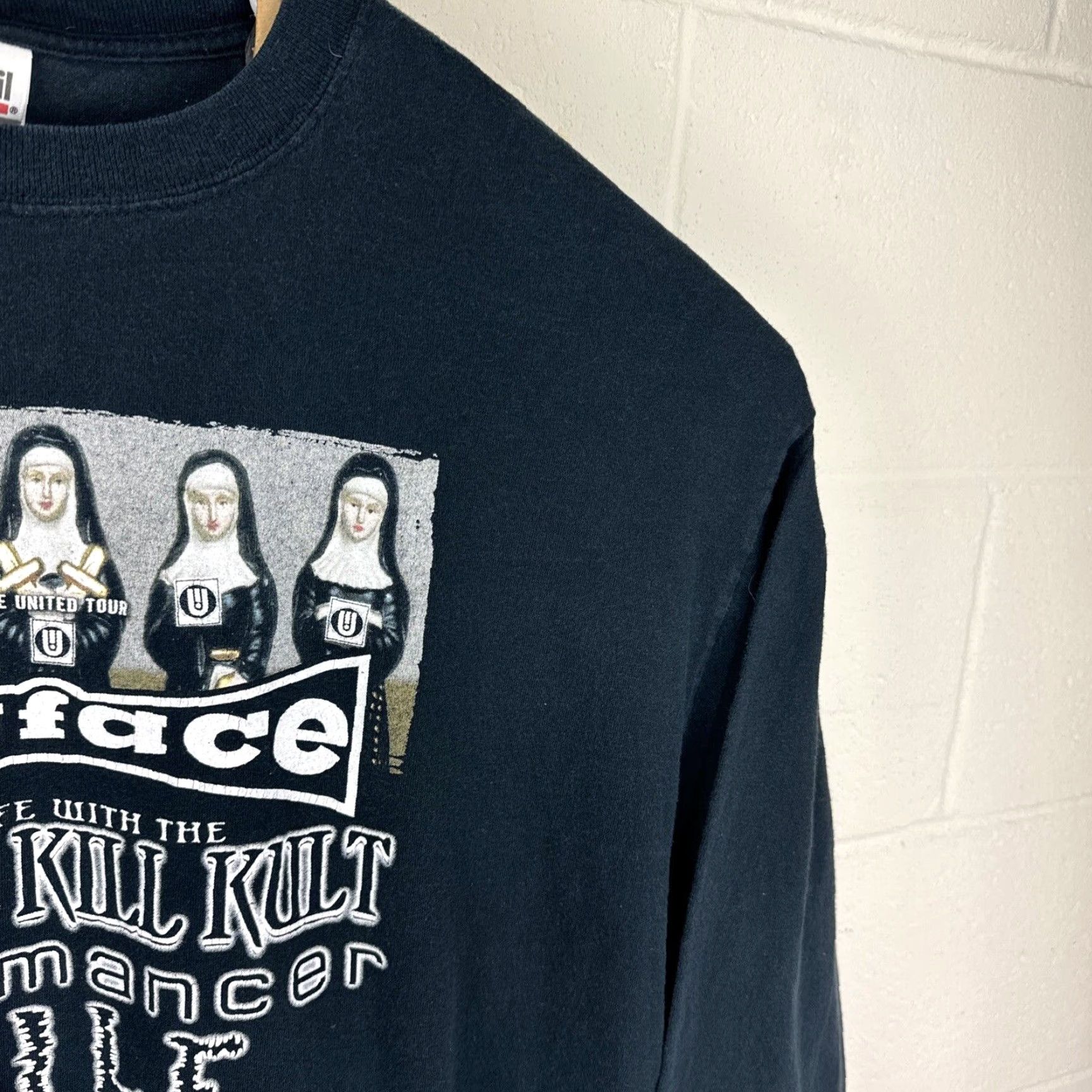 Anvil Vintage 2000s United Tour T-Shirt Men 2XL Black Graphic Print Band Music 90s Size US XXL / EU 58 / 5 - 5 Thumbnail