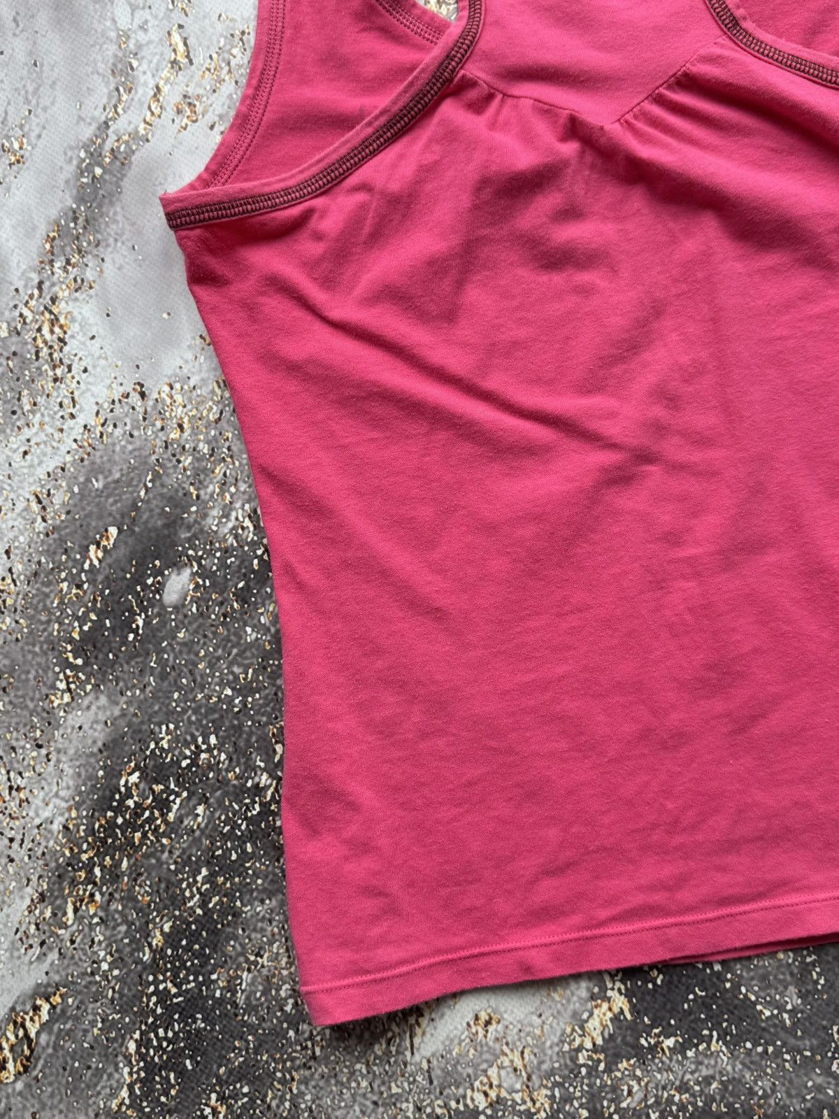 Japanese Brand Vintage Graphic Tank Top Size S / US 4 / IT 40 - 9 Thumbnail