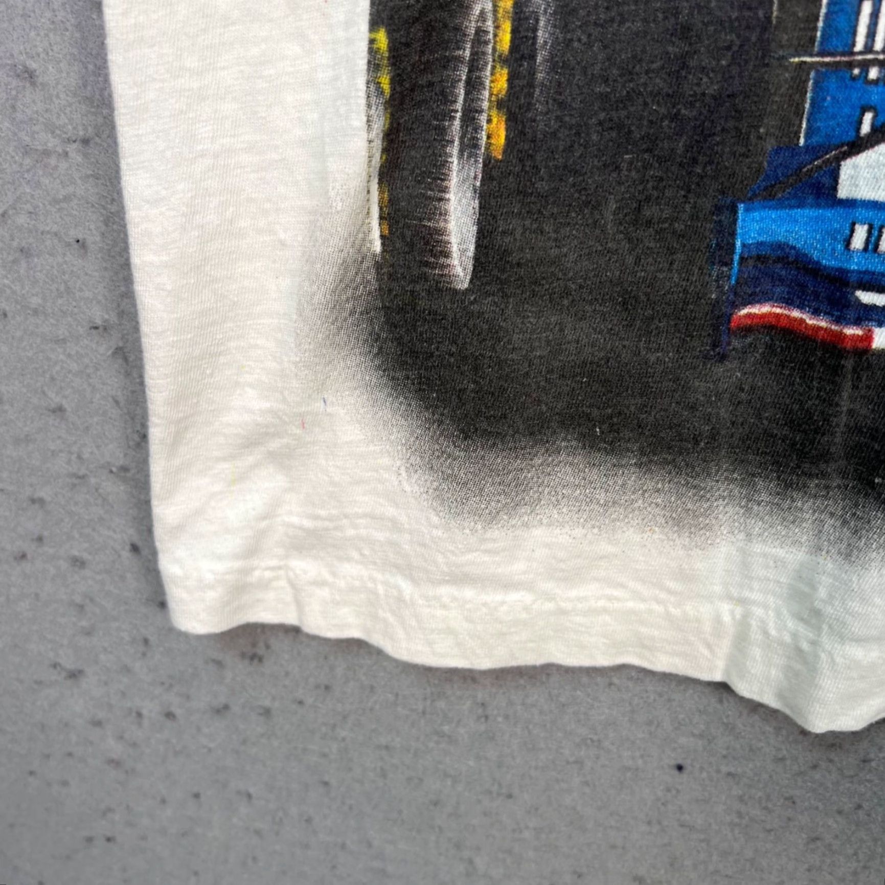 Benetton VINTAGE 90s Renault Benetton B195 Michael Schumacher F1 Racing T-Shirt XL Mens White Cotton Graphic Print Crew Neck Short Sleeve Size US XL / EU 56 / 4 - 7 Thumbnail