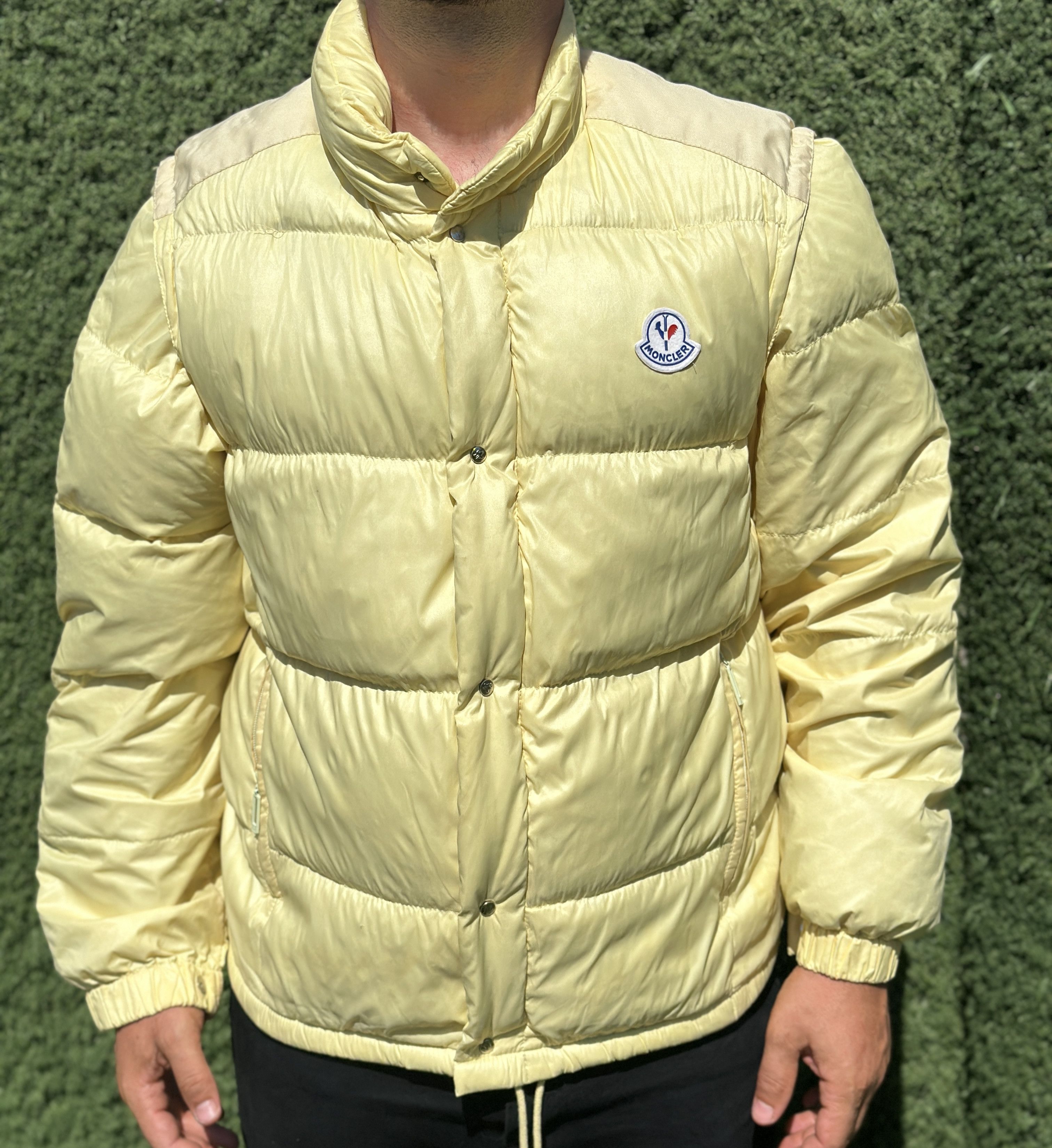 Moncler Rare Grenoble Moncler 1984 Goose Down Piumino Size 3 M L Size US L / EU 52-54 / 3 - 5 Thumbnail