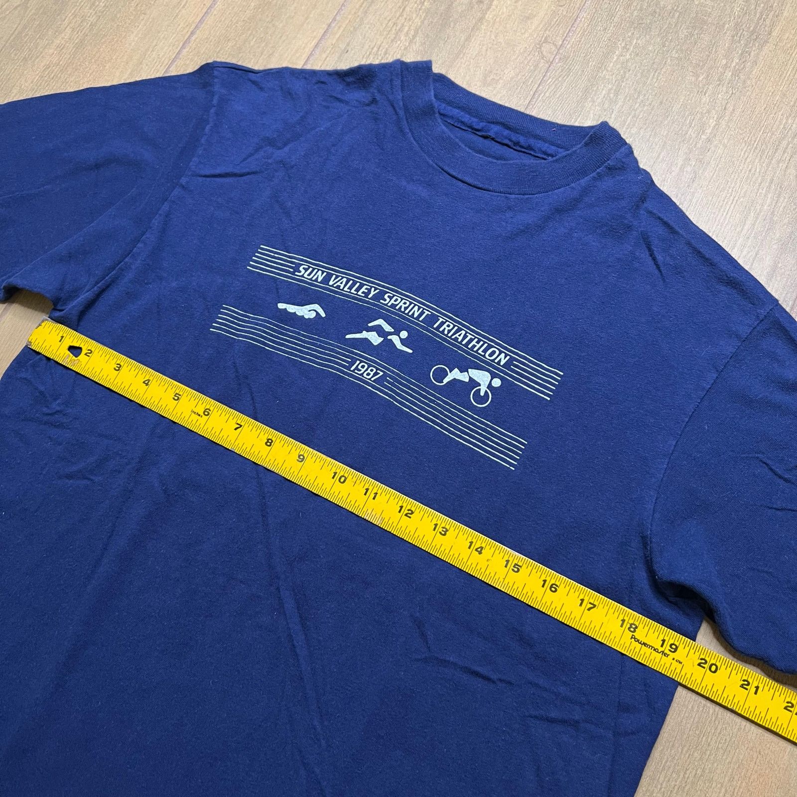 Vintage Vintage 80s blue t-shirt Sz S/M Sun Valley Sprint Triathlon Size US M / EU 48-50 / 2 - 4 Thumbnail