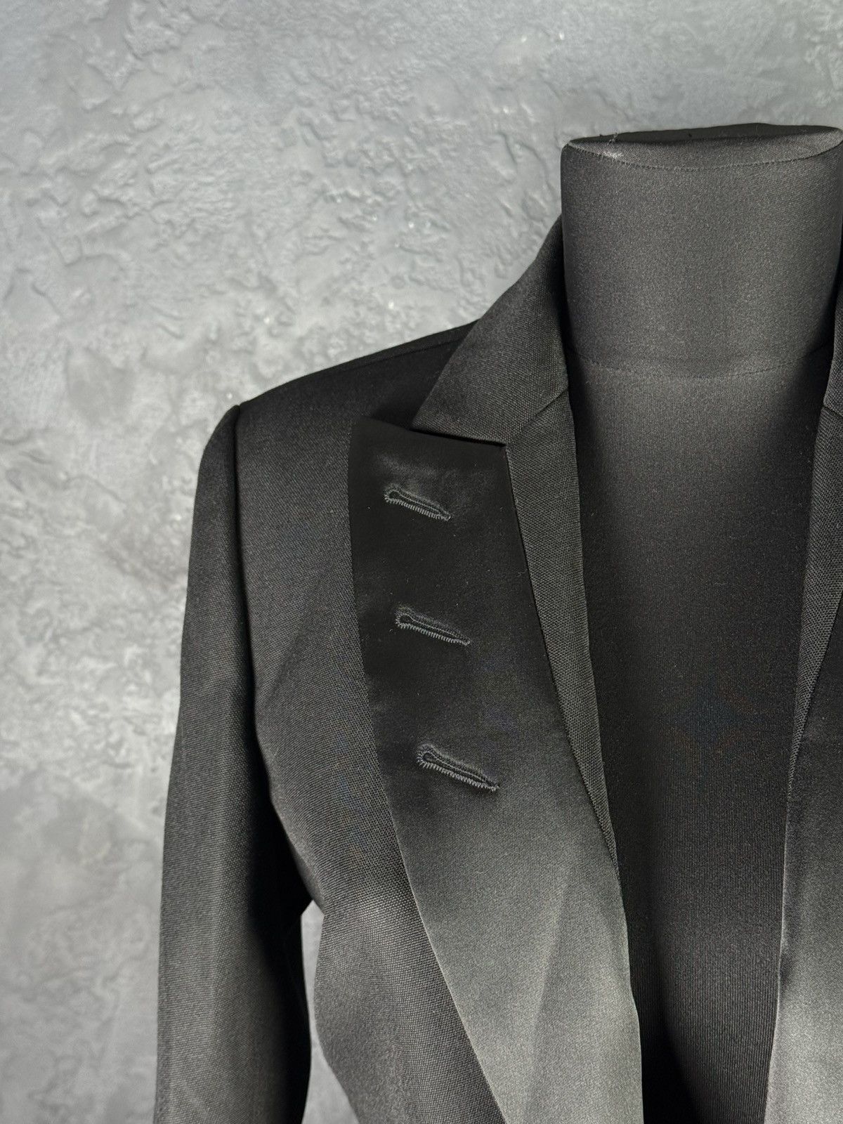 Sandro New Sandro Paris Kama Structural Cropped Black Blazer Jacket Size XS / US 0-2 / IT 36-38 - 3 Thumbnail