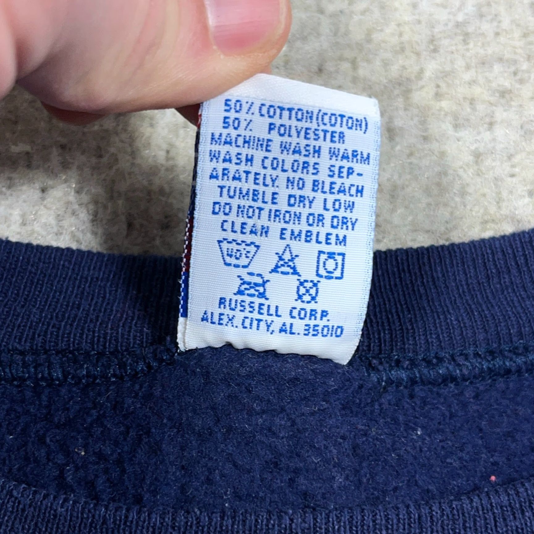 Russell Athletic VINTAGE Russell Athletic West Chester University Sweatshirt Men XL Blue Crewneck Pullover Logo 80s USA Size US XL / EU 56 / 4 - 7 Thumbnail