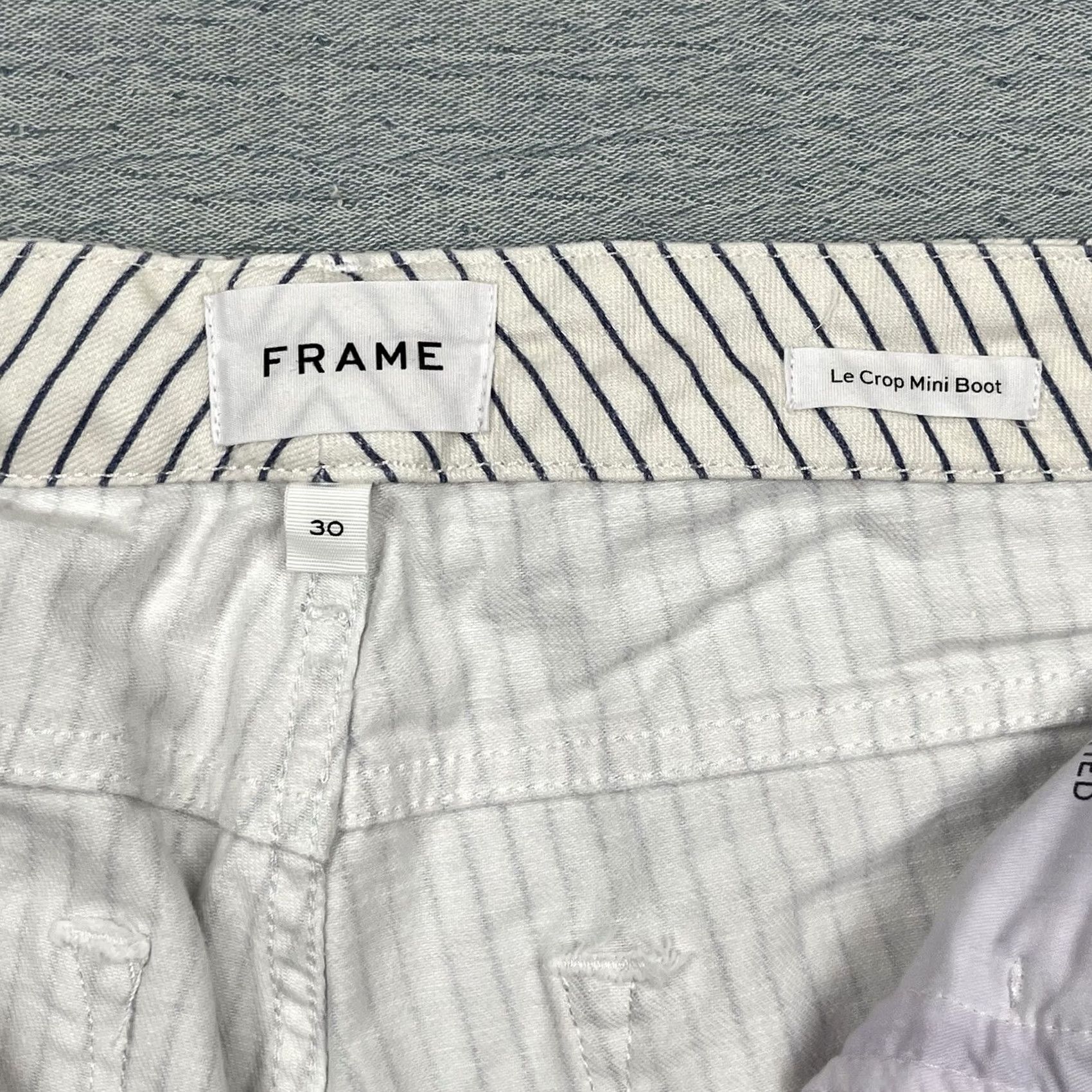 Frame FRAME Le Crop Black White Stripe Mini Boot Cut Pants - 30 White Women's Boots? Size 30" / US 8 / IT 44 - 6 Thumbnail