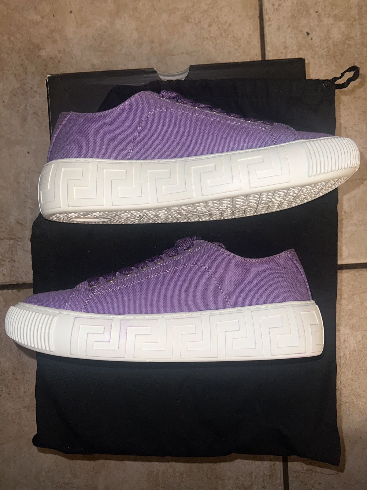 Versace Versace Low Top Sneakers Brand New!! 100% Authentic Size US 7 / IT 37 - 4 Thumbnail