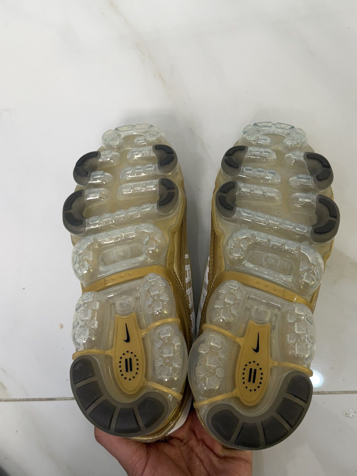 Nike Nike Air VaporMax 360 White Metallic Gold Size 9.5 Size US 9.5 / EU 42-43 - 7 Thumbnail