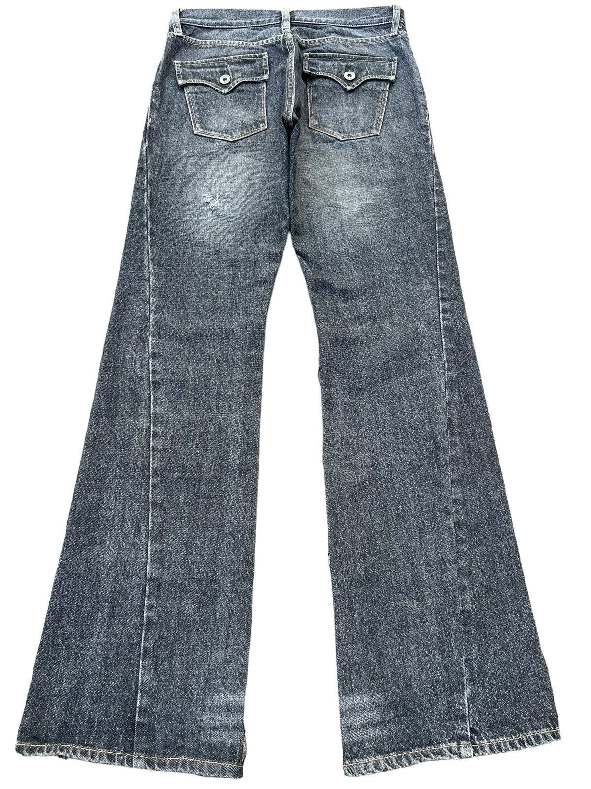 Japanese Brand × Jun Takahashi × Uniqlo Vintage Japanese Brand Multi Pocket Dojo Flared Faded Jeans Size US 28 / EU 44 - 2 Thumbnail