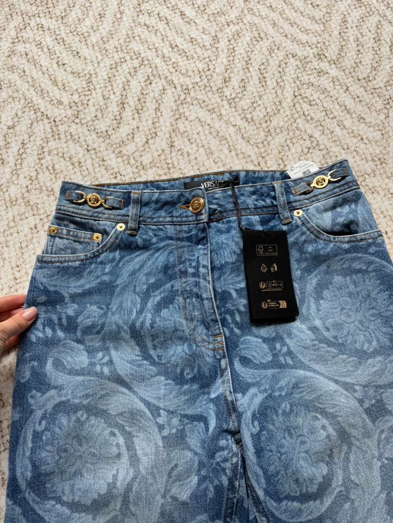 Versace Versace Straight jeans Size US 26 / EU 42 - 2 Thumbnail