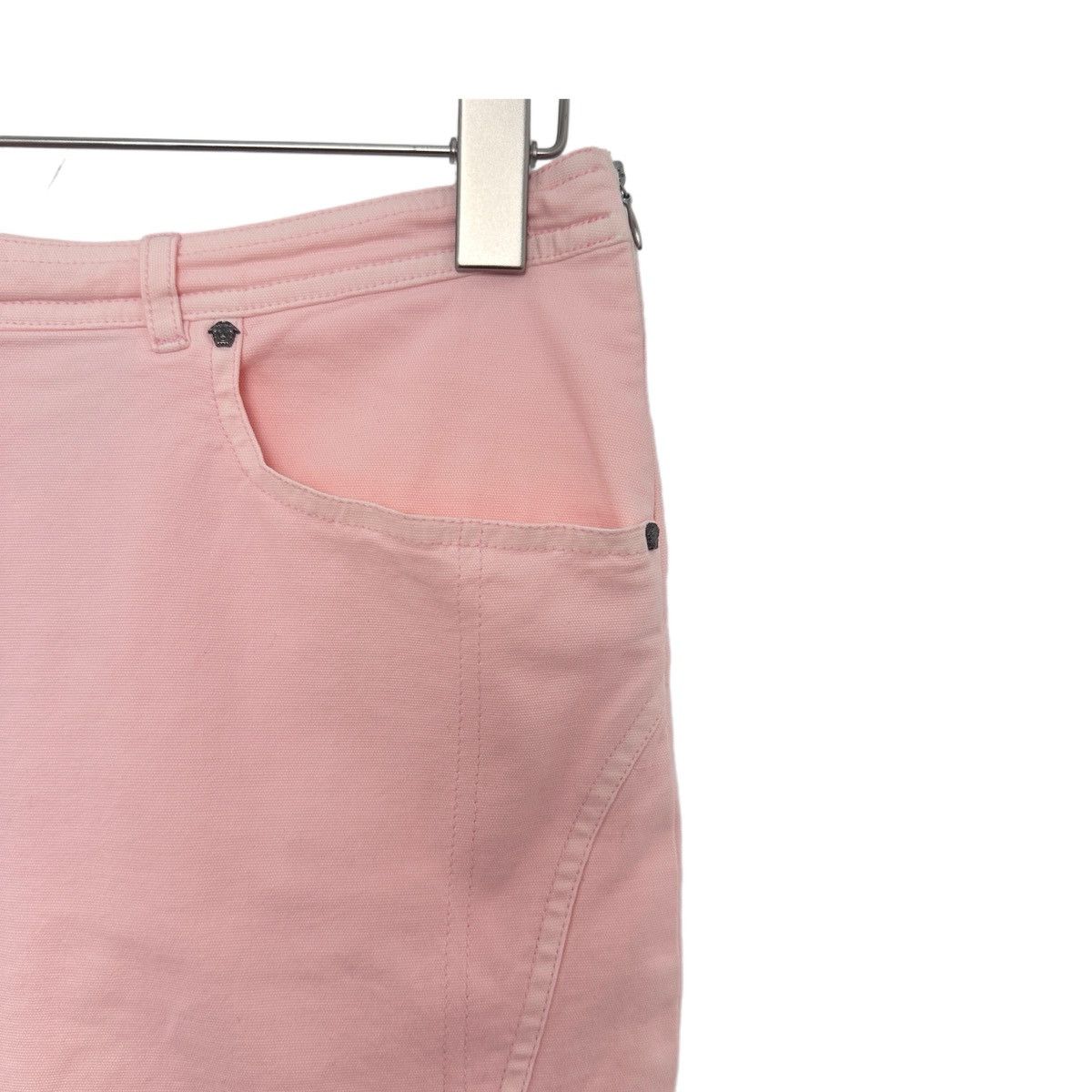 Versace Versace Pink Buckle Design Midi Skirt K26WX Size 26" / US 2 / IT 38 - 3 Thumbnail