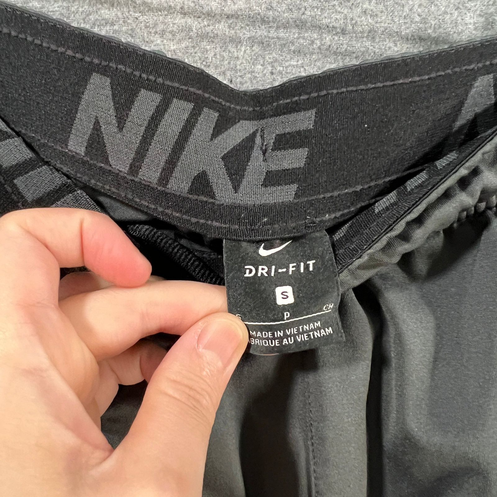Nike Nike Men's Shorts Gray Size Small Size US 29 - 3 Thumbnail