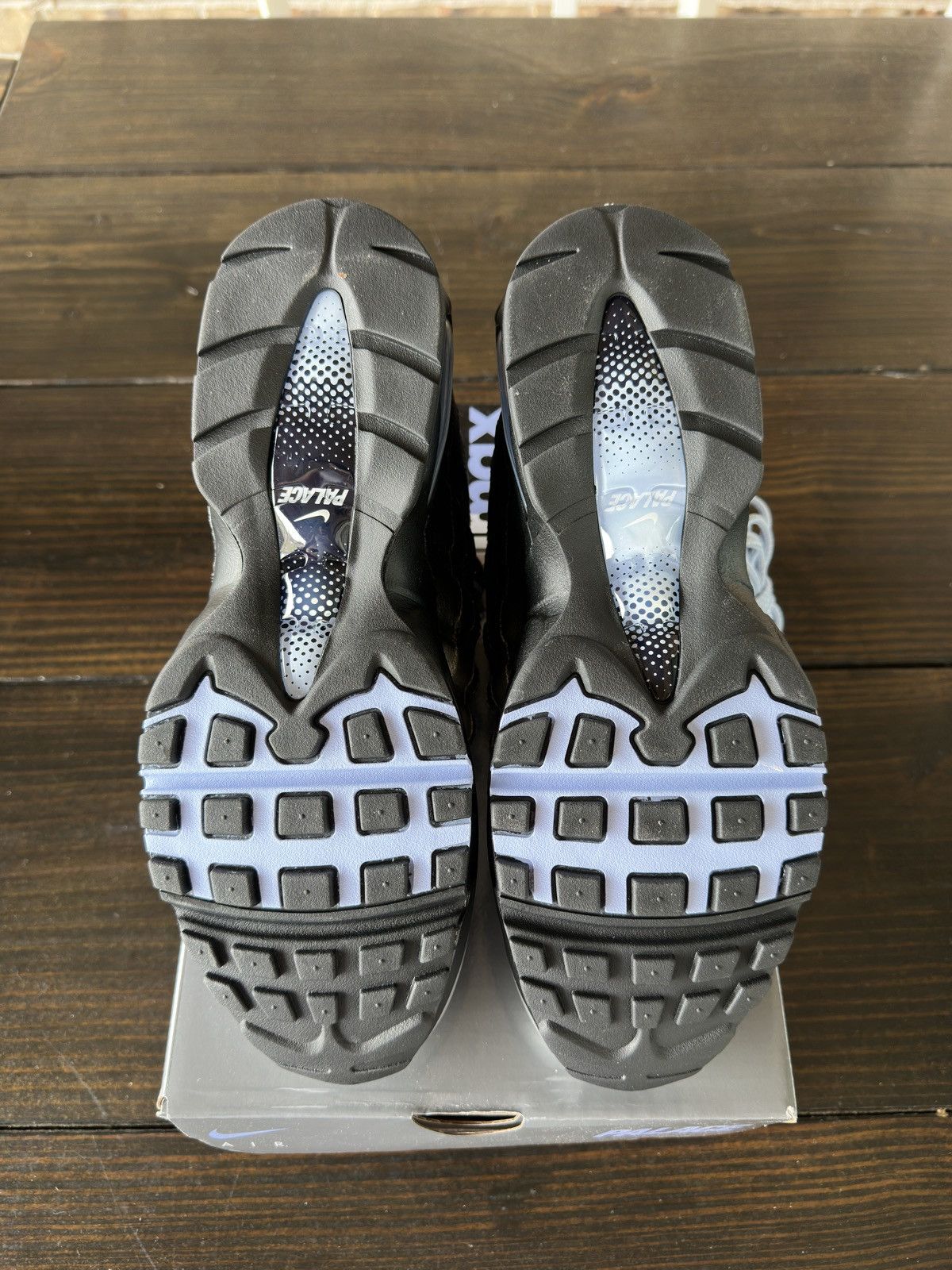 Nike Palace x Nike Air Max 95 Metallic Silver Blue Size US 10 / EU 43 - 7 Thumbnail
